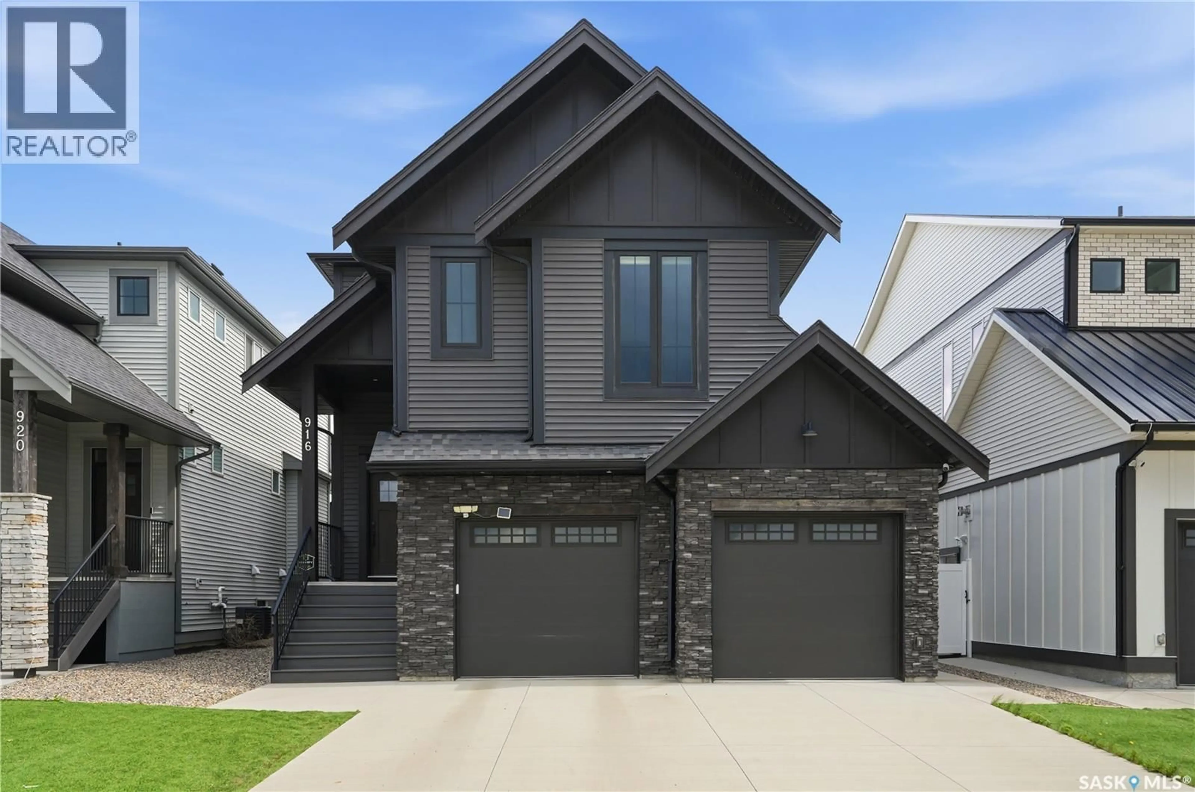 Unknown for 916 FEHEREGYHAZI BOULEVARD, Saskatoon Saskatchewan S7W1E1