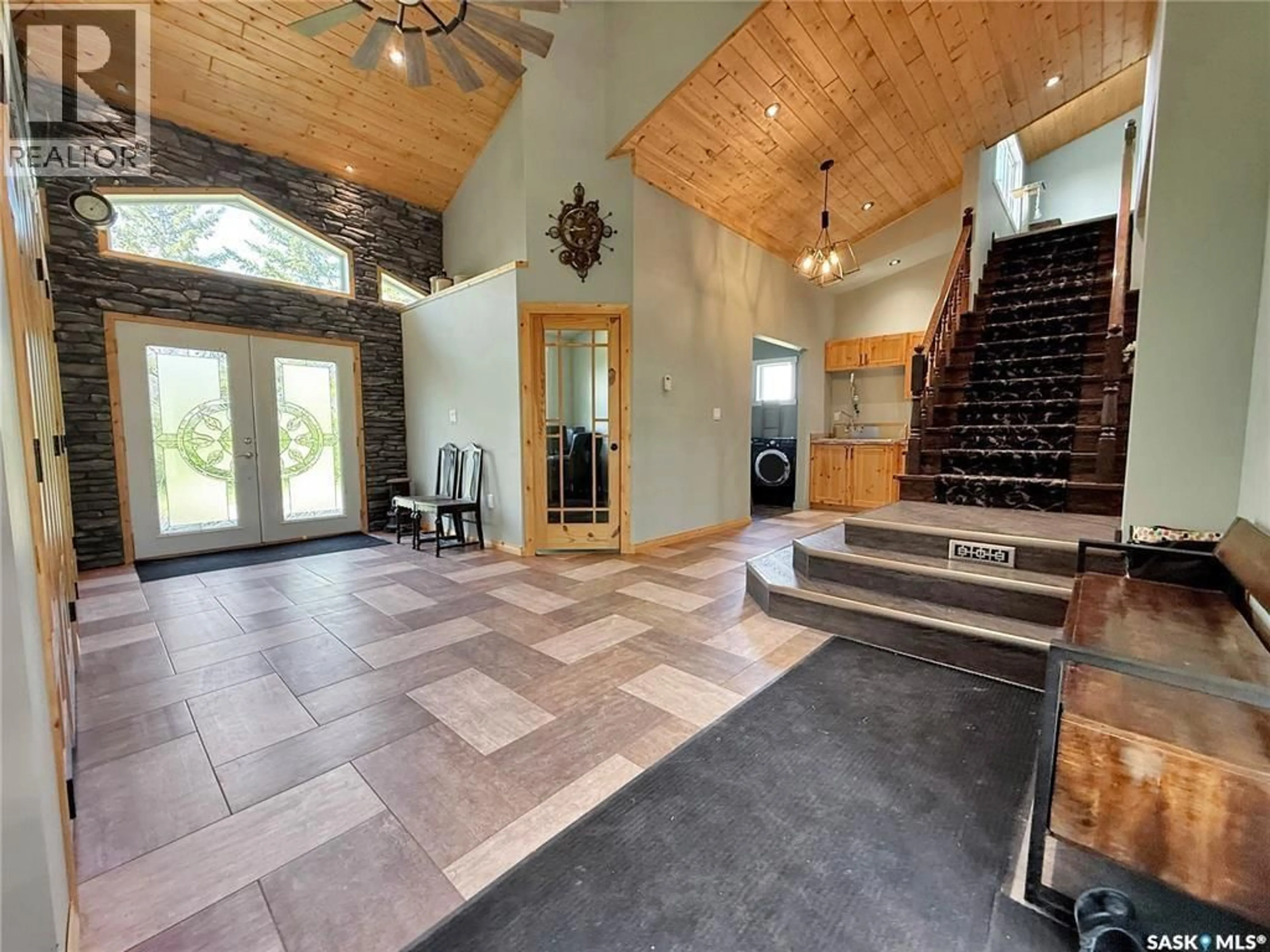 Indoor foyer for ELIZABETH ST, Fertile Belt Rm No. 183 Saskatchewan S0A3Y0