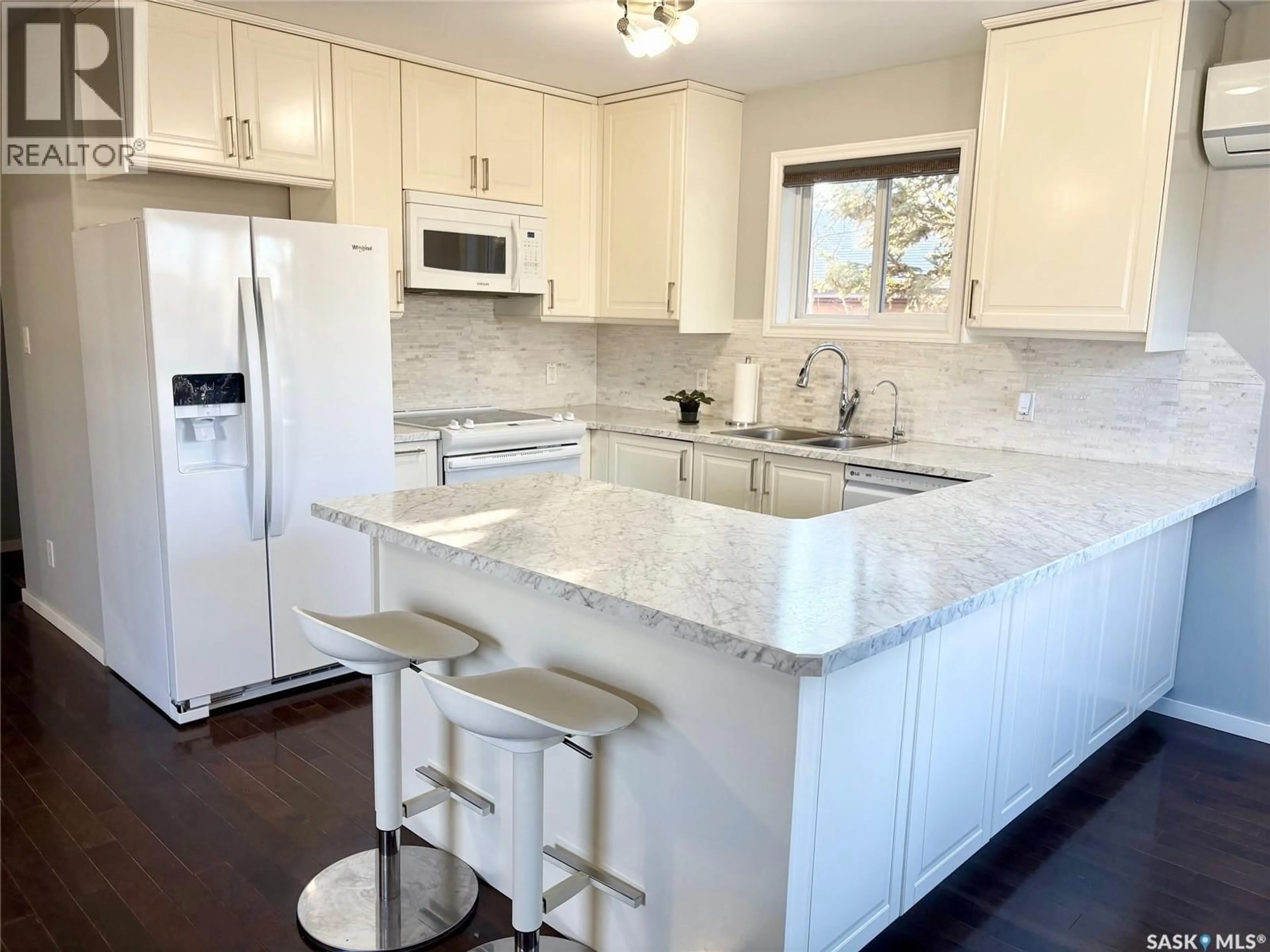 Open concept kitchen, ceramic/tile floor for 408 OLDROYD DRIVE, Good Spirit Lake Saskatchewan S0A0L0