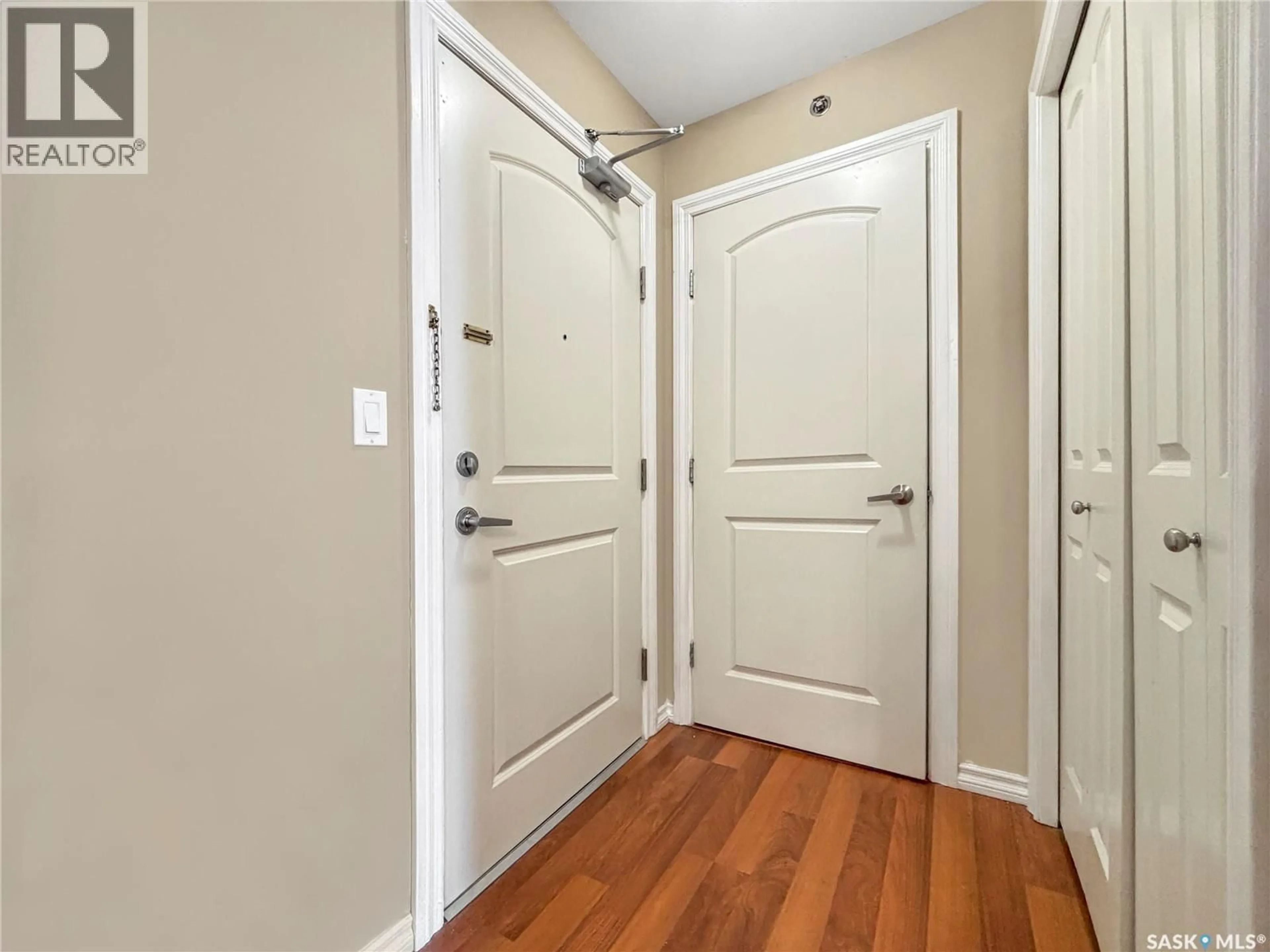 Indoor entryway for 326 - 310 HEROLD ROAD, Saskatoon Saskatchewan S7V0A2