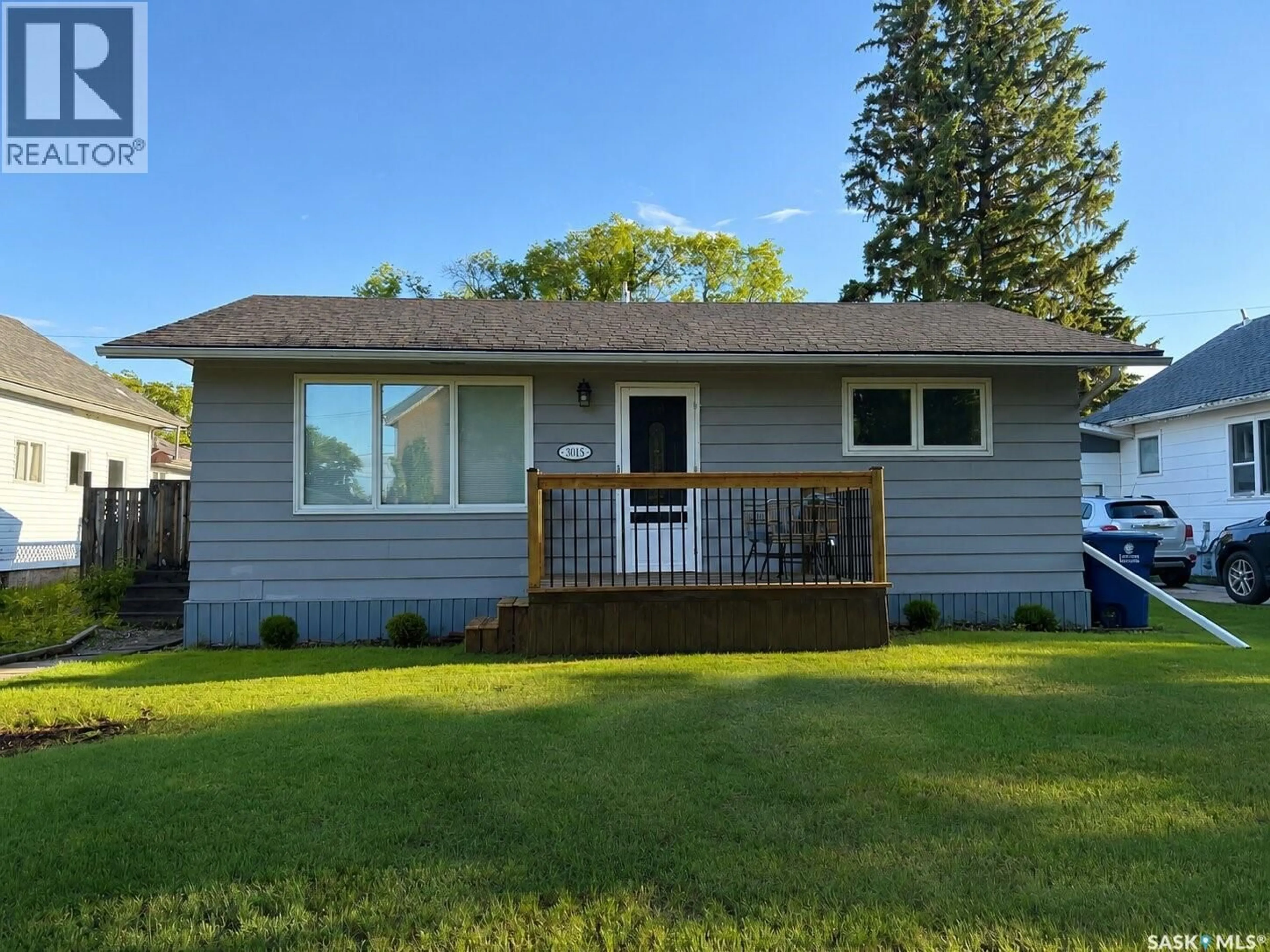 Home with vinyl exterior material, street for 3015 5TH STREET, Rosthern Saskatchewan S0K3R0