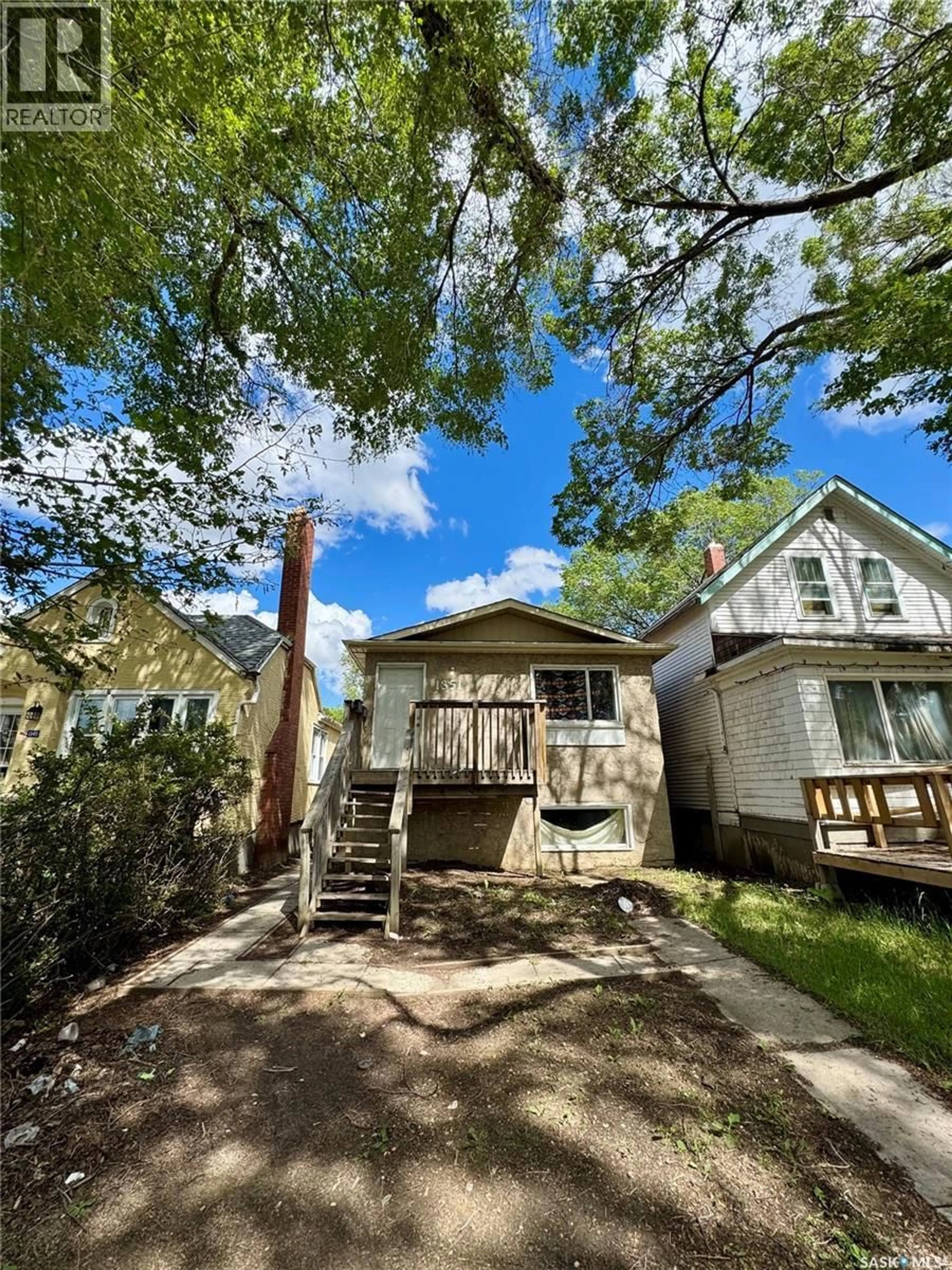 A pic from outside/outdoor area/front of a property/back of a property/a pic from drone, street for 1351 RETALLACK STREET, Regina Saskatchewan S4T2J1