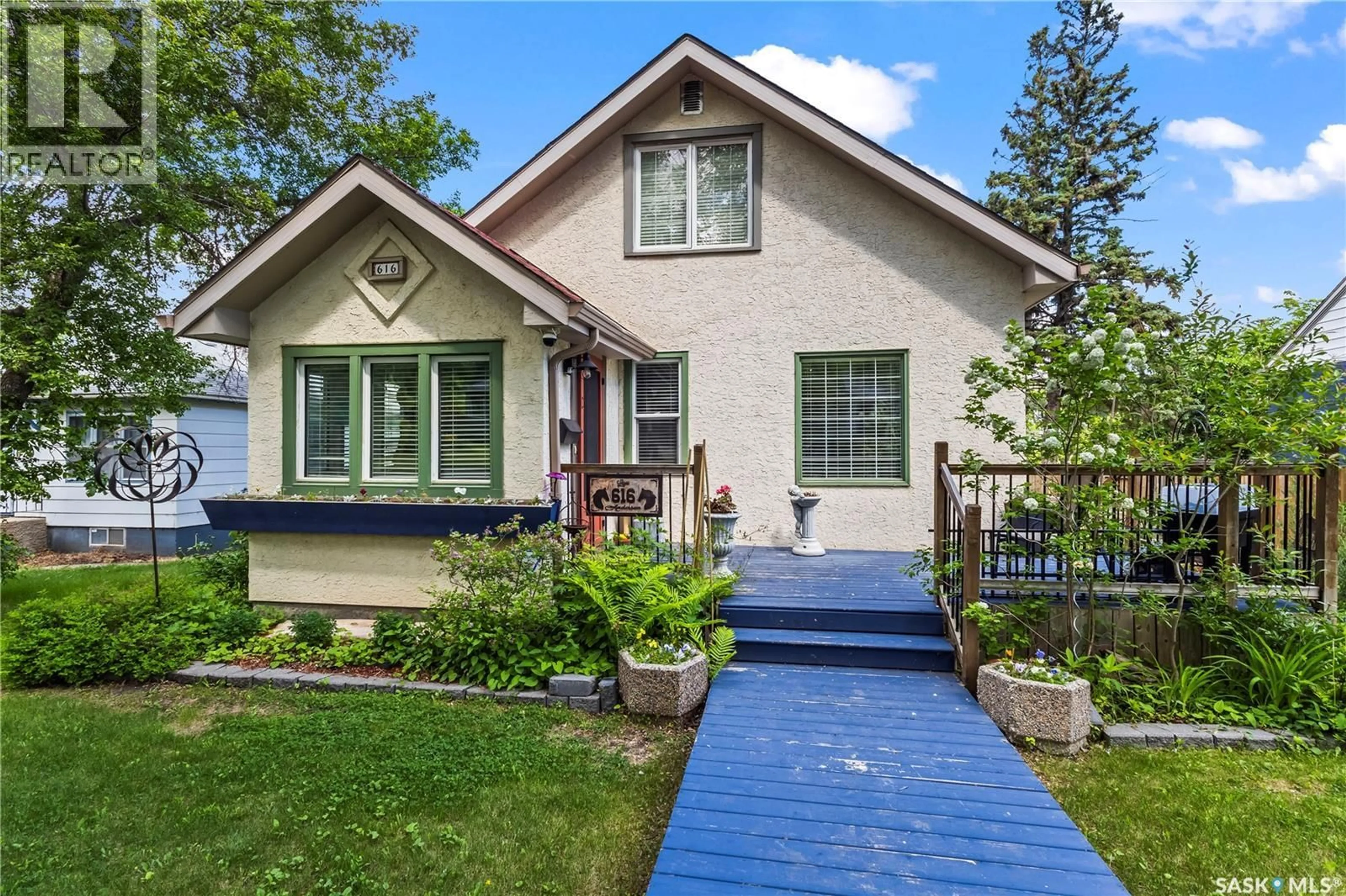 Home with vinyl exterior material, street for 616 20TH STREET, Prince Albert Saskatchewan S6V4H3