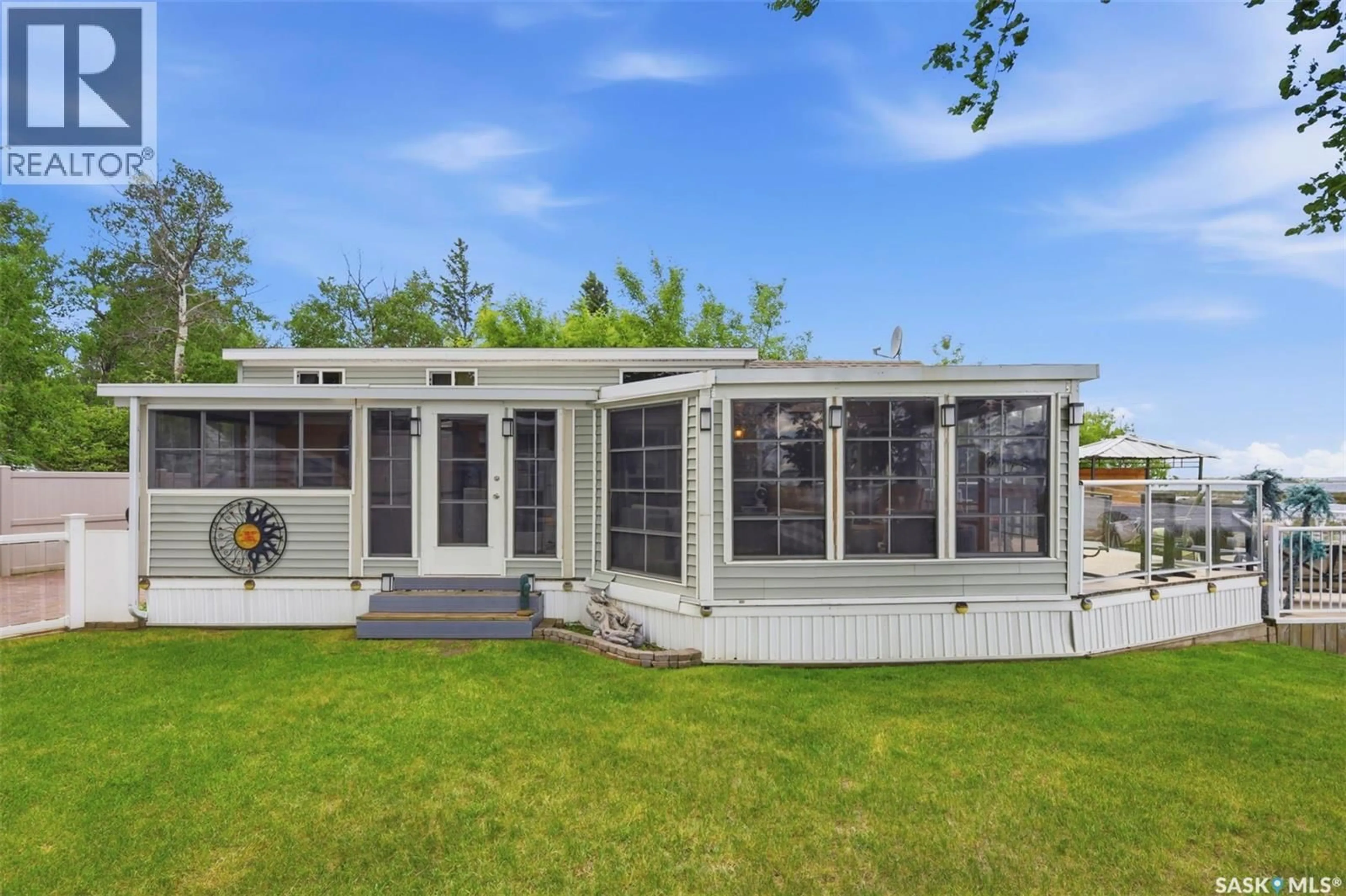 Home with vinyl exterior material, unknown for 71 POPLAR BEACH, Wakaw Lake Saskatchewan S0K4P0