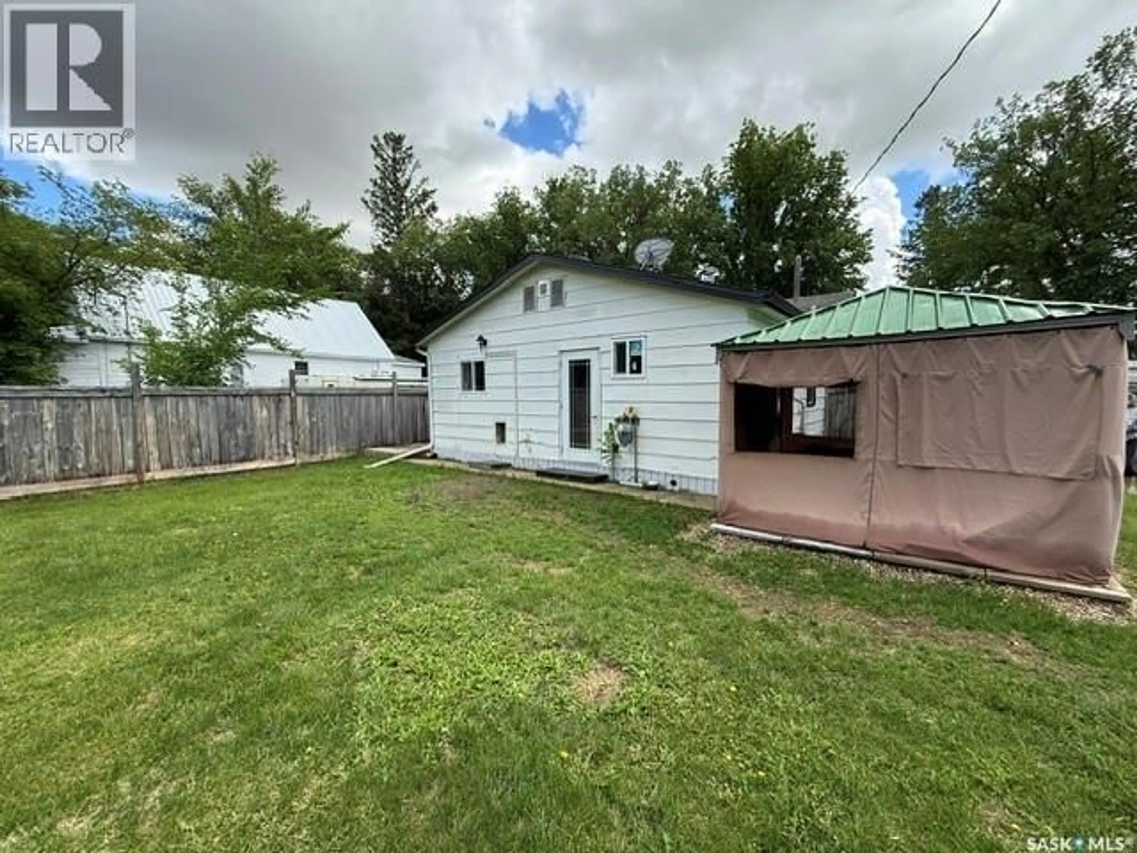 Shed for 309 & 319 ALBERTA STREET, Kamsack Saskatchewan S0A1S0