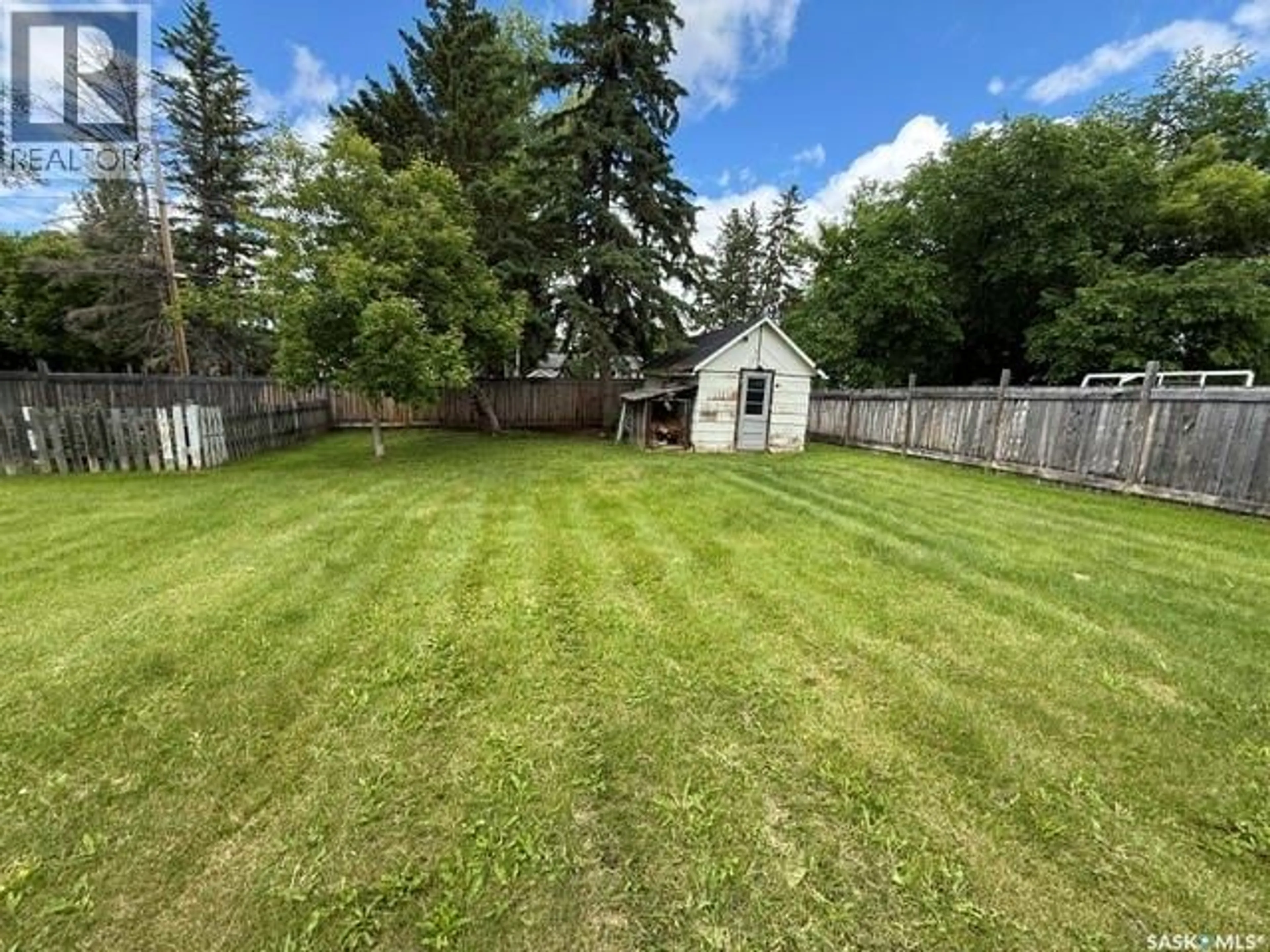 A pic from outside/outdoor area/front of a property/back of a property/a pic from drone, unknown for 309 & 319 ALBERTA STREET, Kamsack Saskatchewan S0A1S0