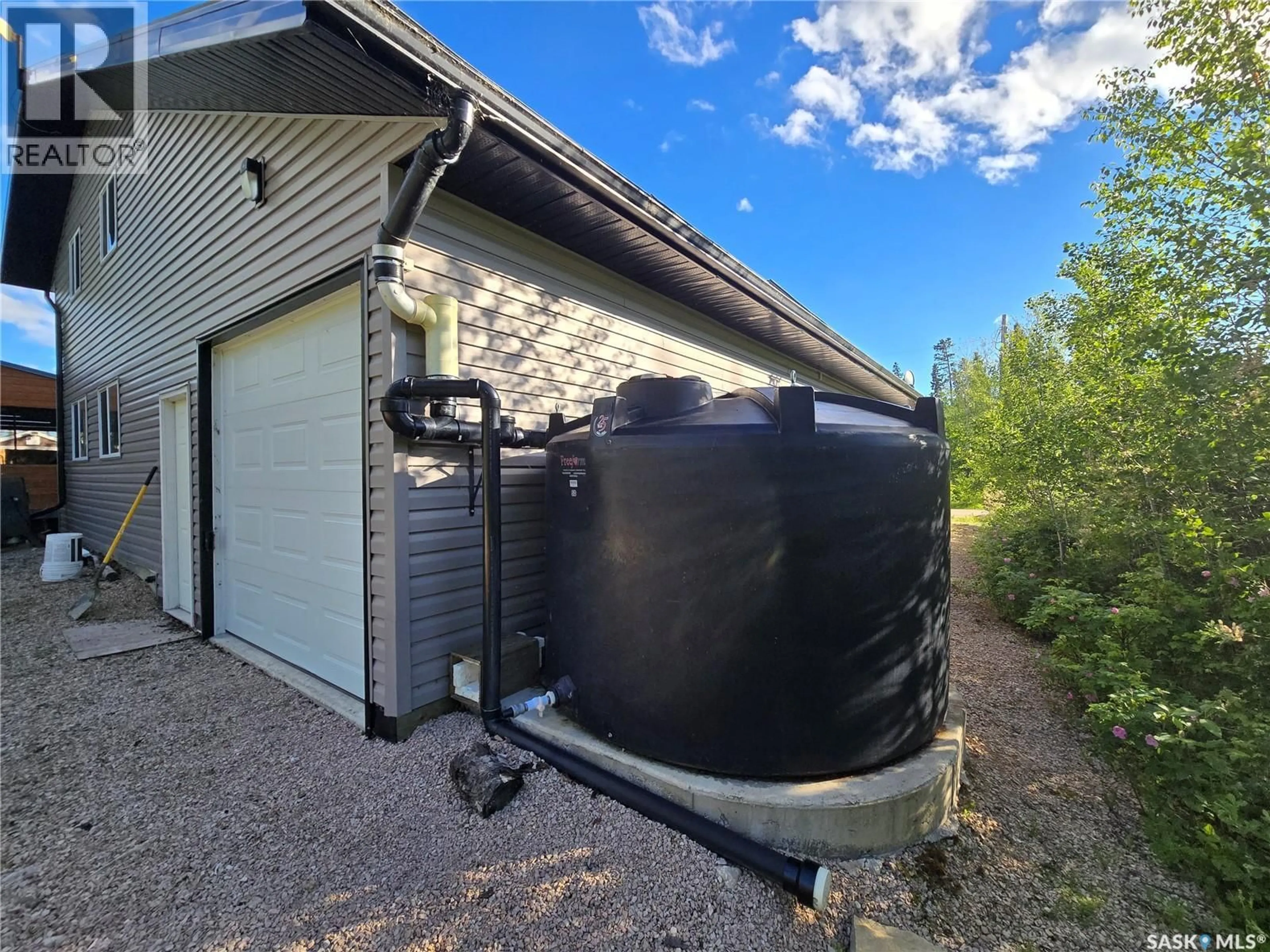 A pic from outside/outdoor area/front of a property/back of a property/a pic from drone, unknown for 7 LAKEVIEW DRIVE, Northern Admin District Saskatchewan S0P0A0