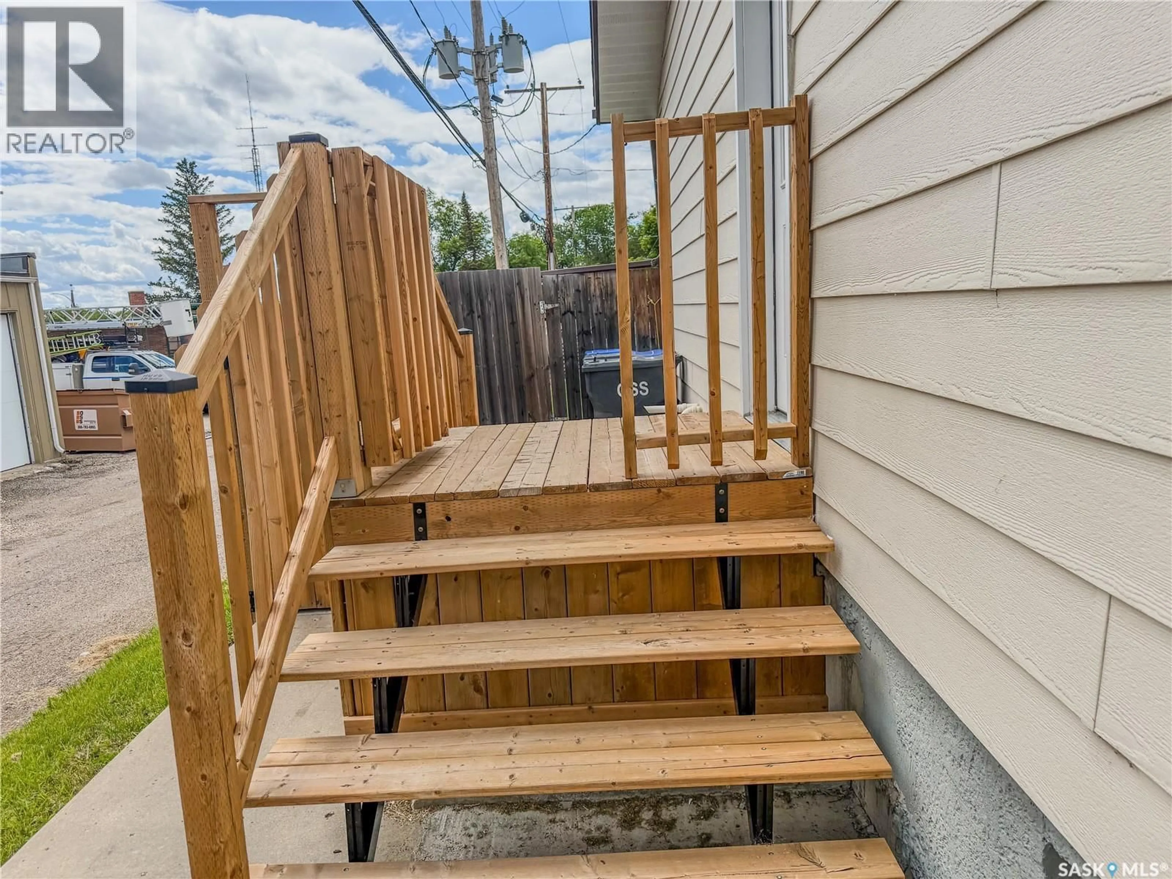 Stairs for 119 HUDSON BAY AVENUE, Kamsack Saskatchewan S0A1S0