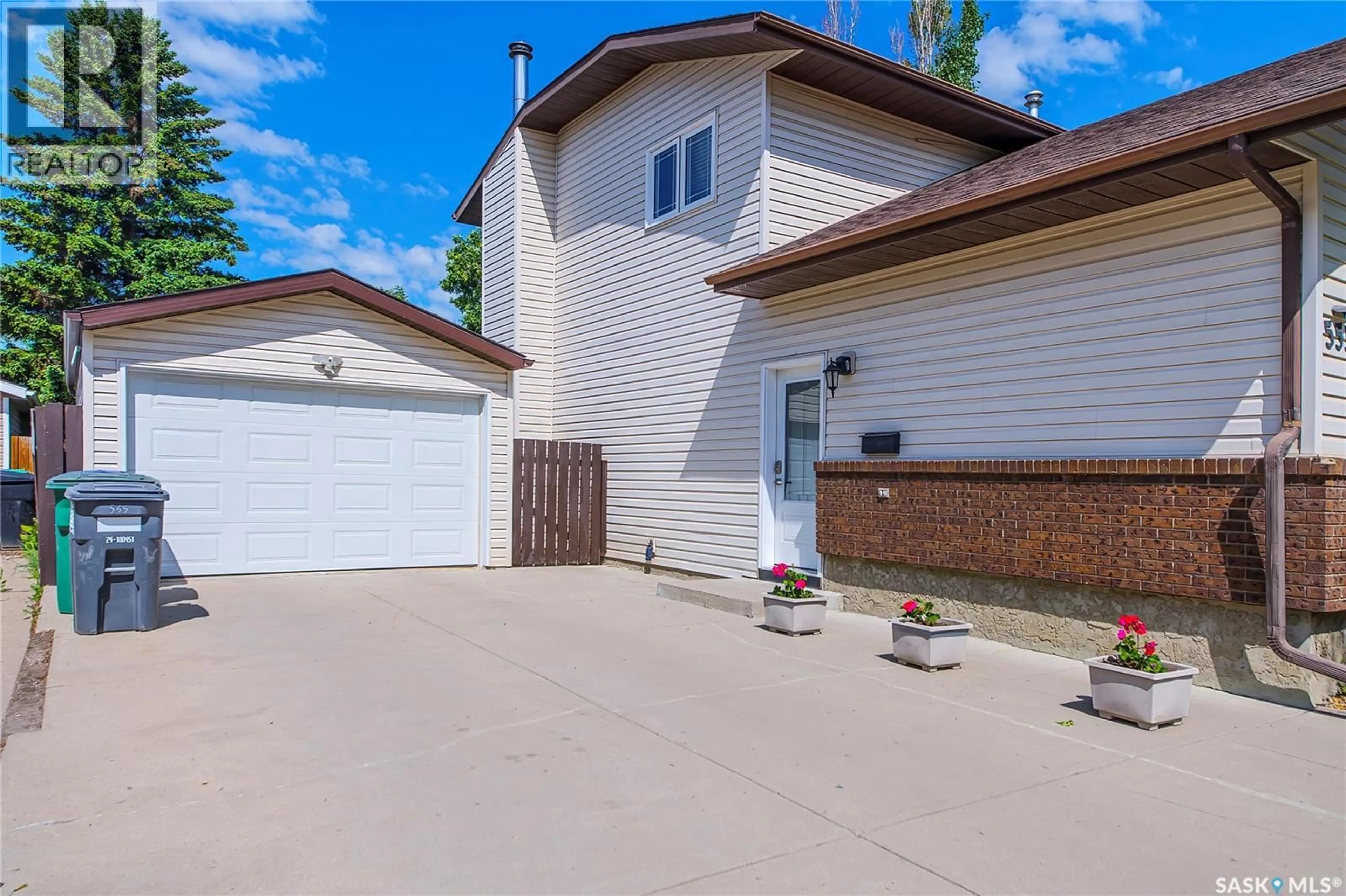 Unknown for 555 NORDSTRUM ROAD, Saskatoon Saskatchewan S7K7X6