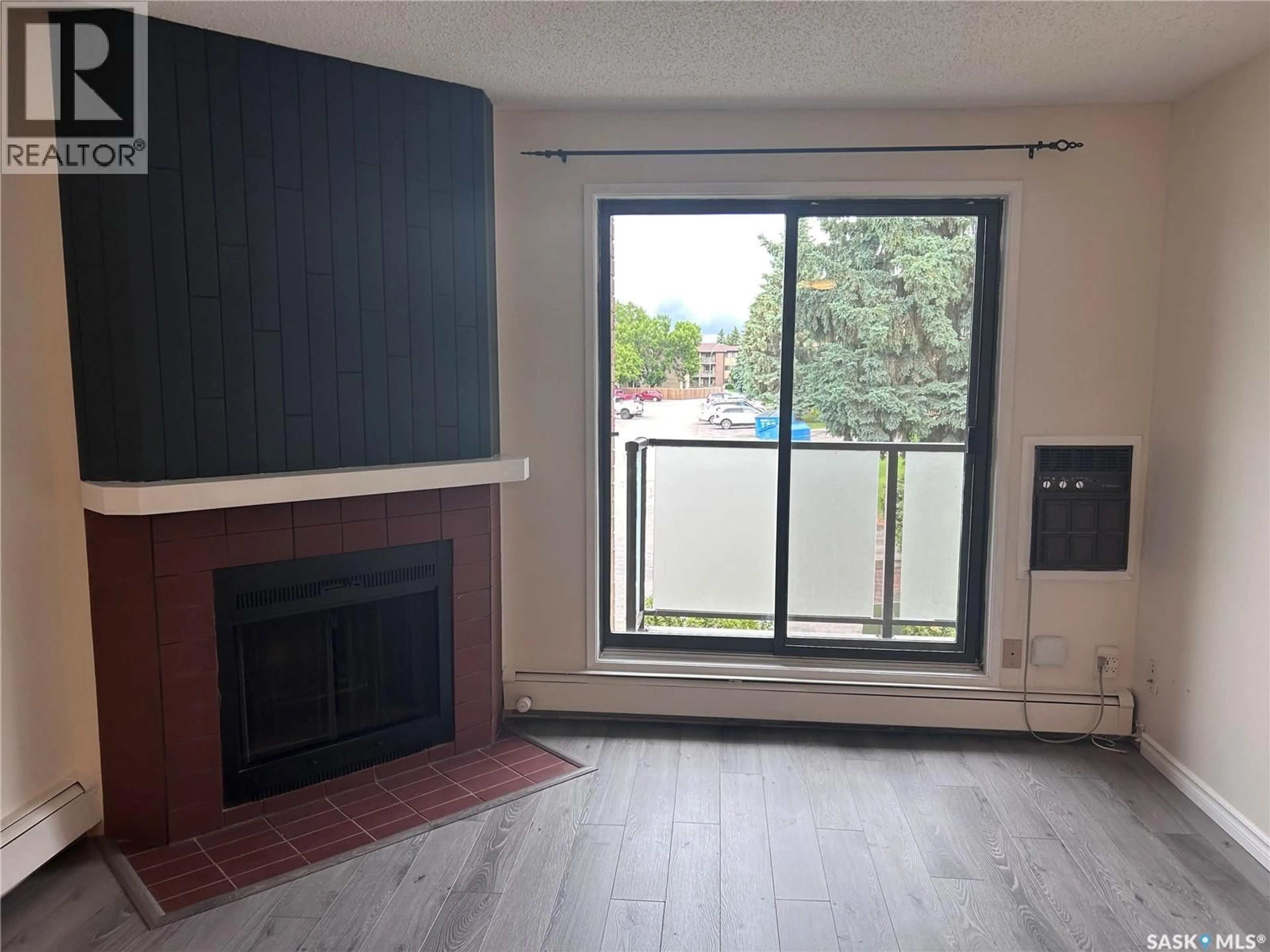 A pic of a room for 201 423 TAIT COURT, Saskatoon Saskatchewan S7H5L3