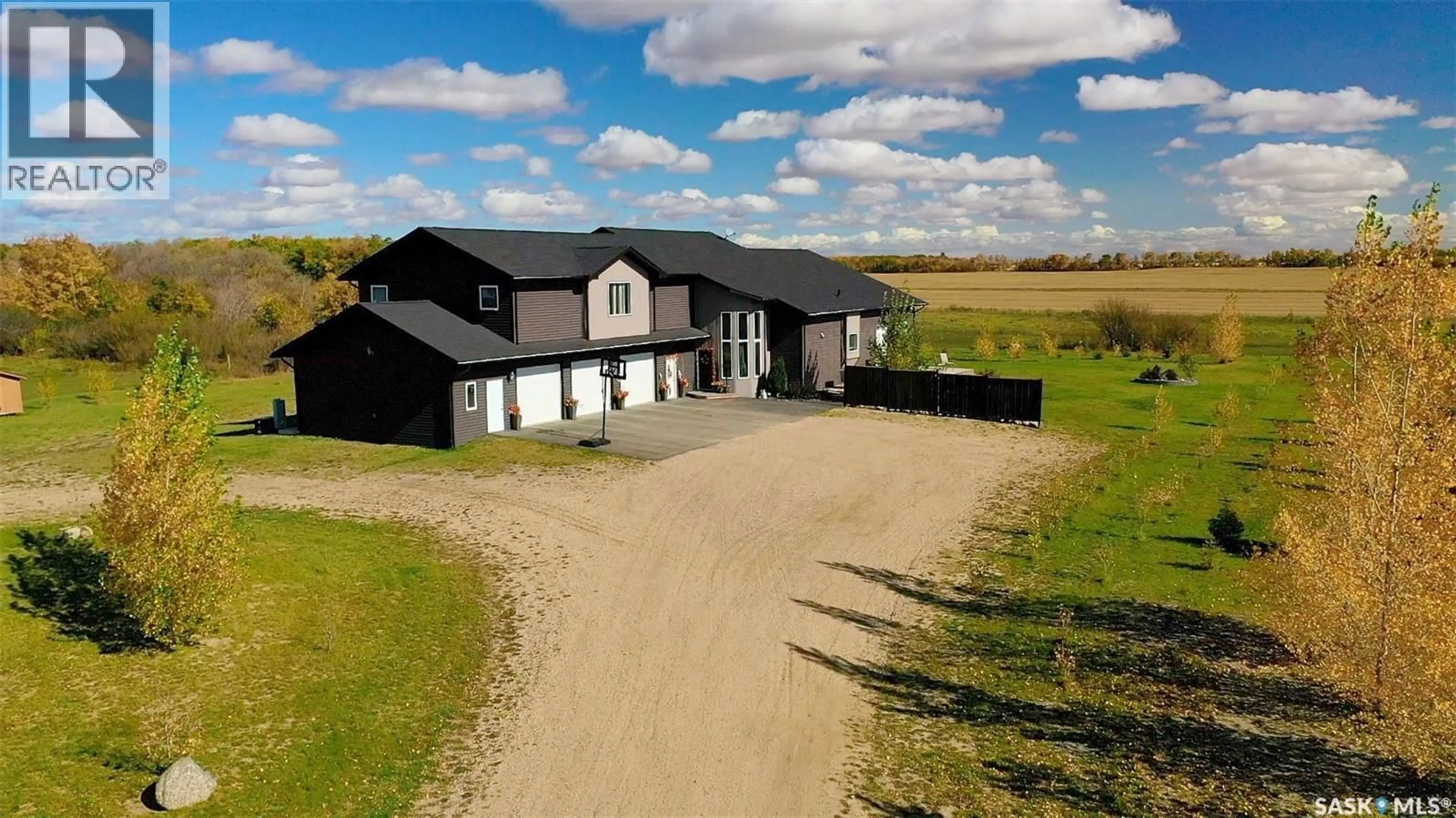 A pic from outside/outdoor area/front of a property/back of a property/a pic from drone, building for Acreage - WADENA NORTH SERVICE ROAD, Wadena Saskatchewan S0A4J0