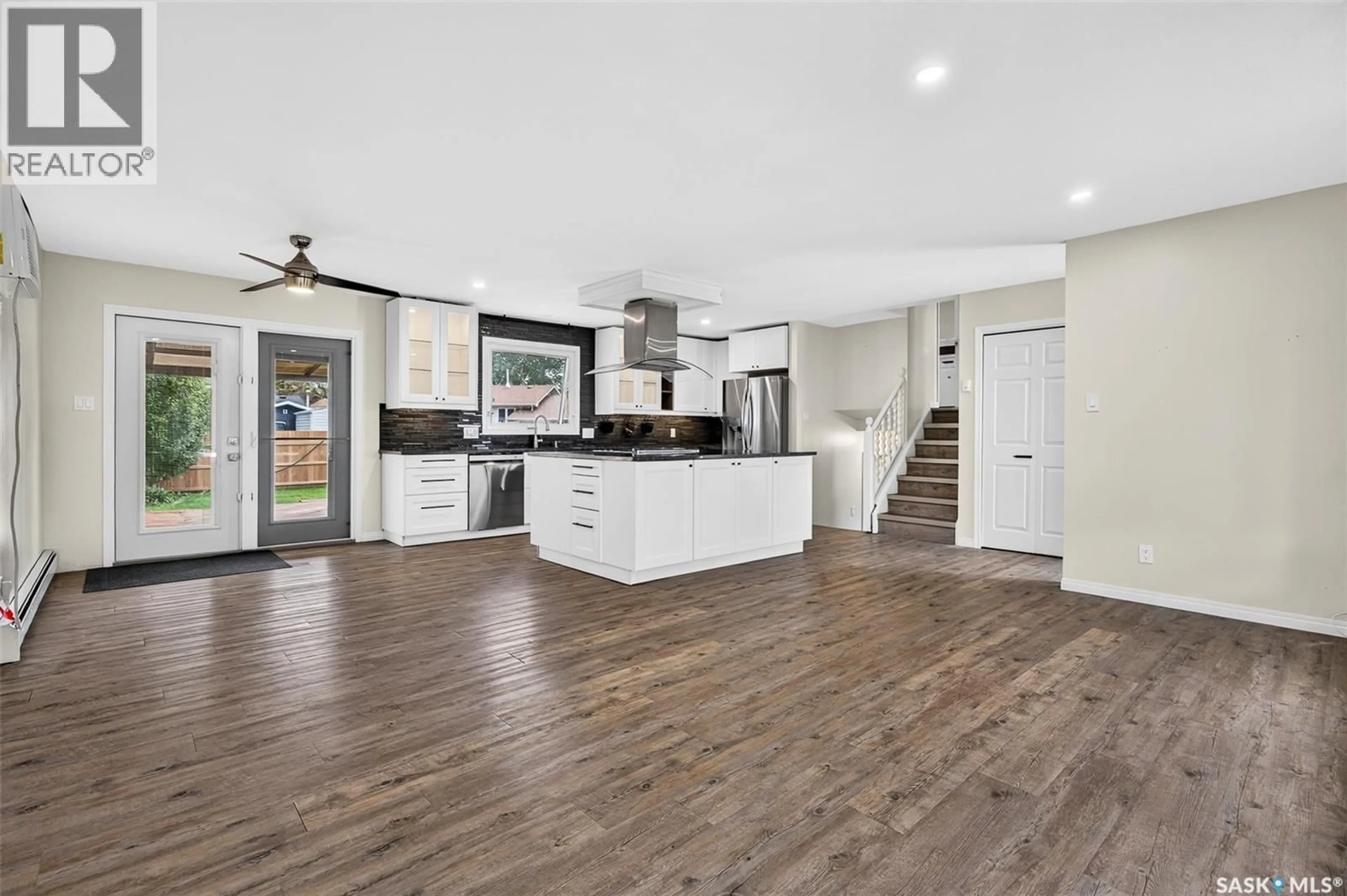 Open concept kitchen, unknown for 1266 MAYBERY CRESCENT, Moose Jaw Saskatchewan S6H7B4