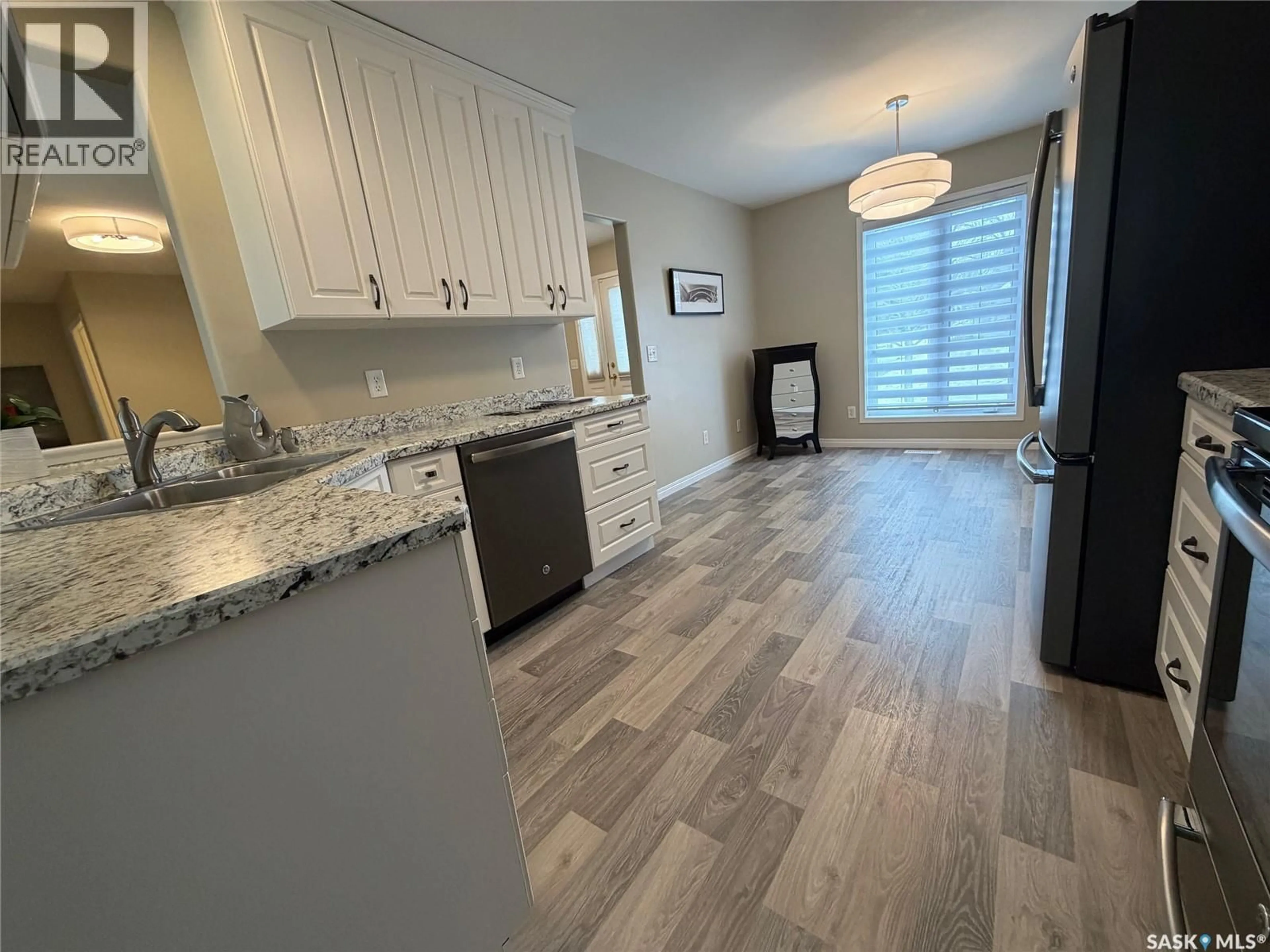 Open concept kitchen, unknown for 330 - 27 STODOLA COURT, Saskatoon Saskatchewan S7N4N9