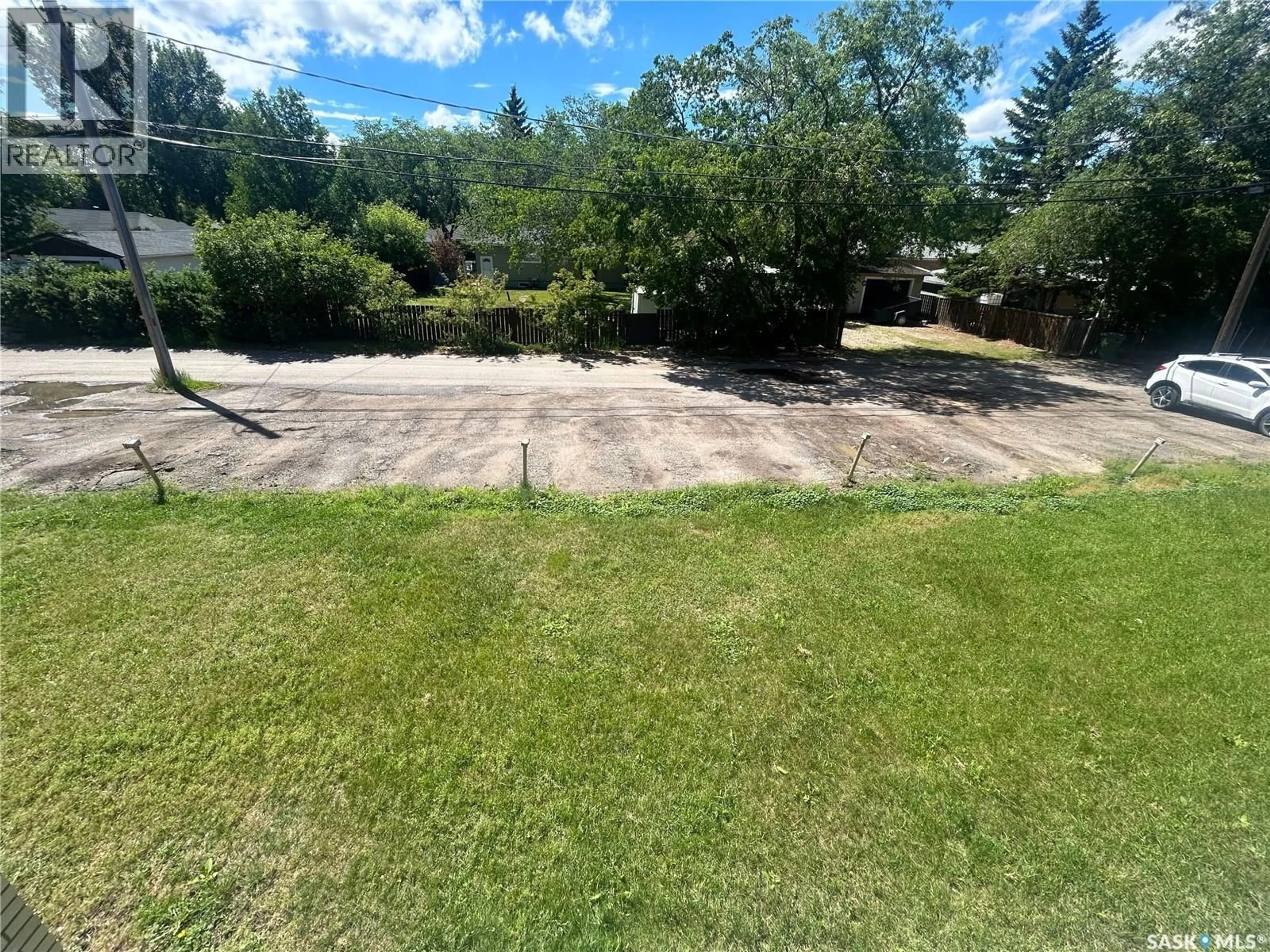 A pic from outside/outdoor area/front of a property/back of a property/a pic from drone, unknown for 13 - 1811 8TH AVENUE, Regina Saskatchewan S4R0G5