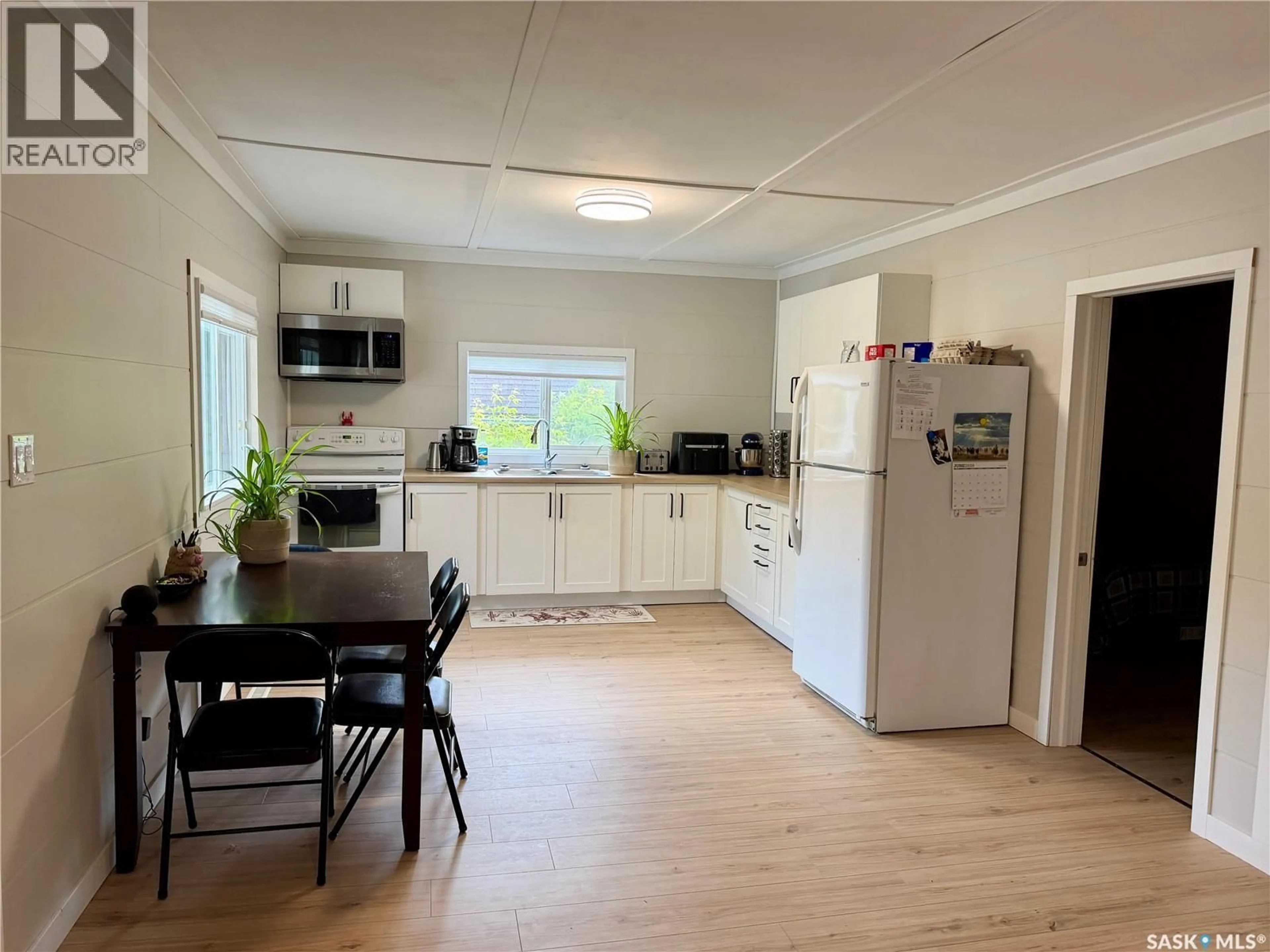 Standard kitchen, wood/laminate floor for 208 2ND STREET, Medstead Saskatchewan S0M1W0