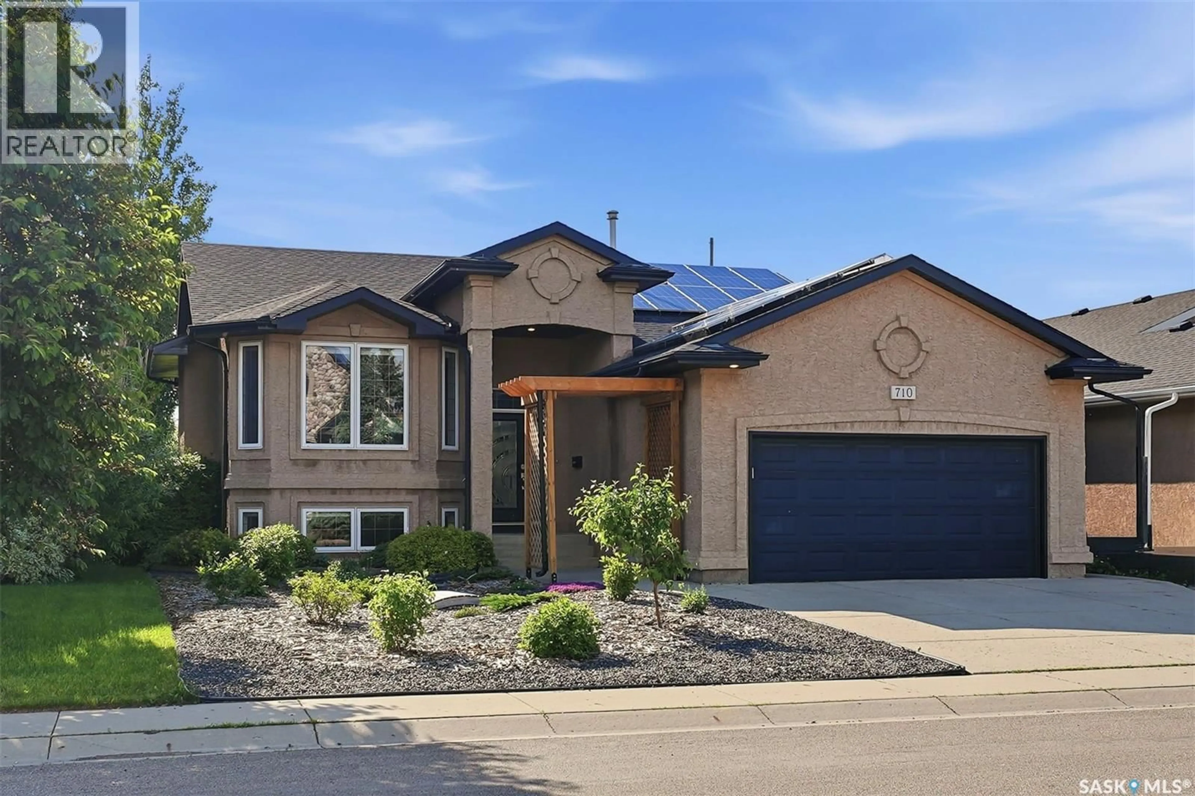 Home with brick exterior material, street for 710 WRIGHT CRESCENT, Saskatoon Saskatchewan S7N4T7
