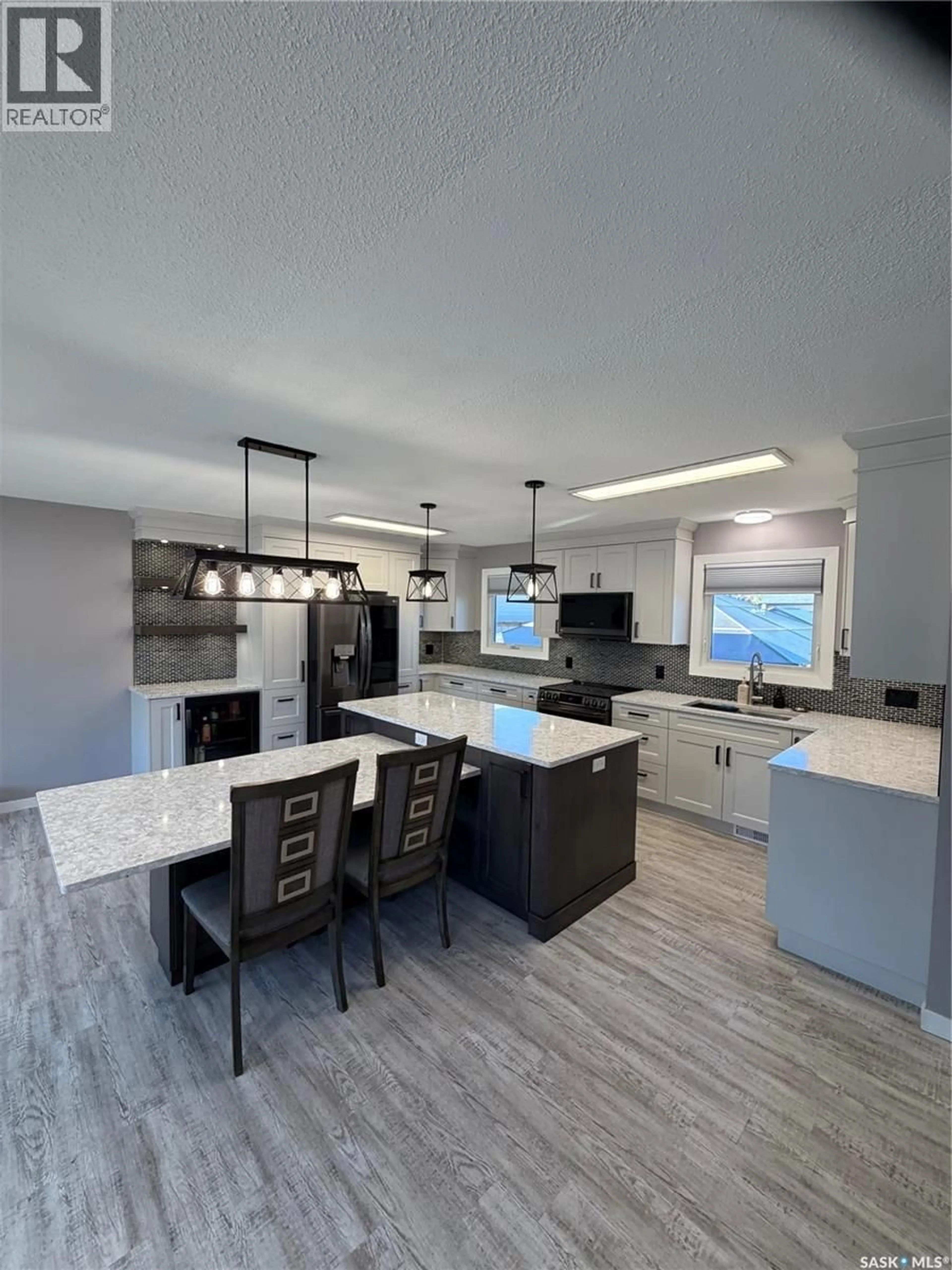 Open concept kitchen, unknown for 531 PRINCE STREET, Hudson Bay Saskatchewan S0E0Y0