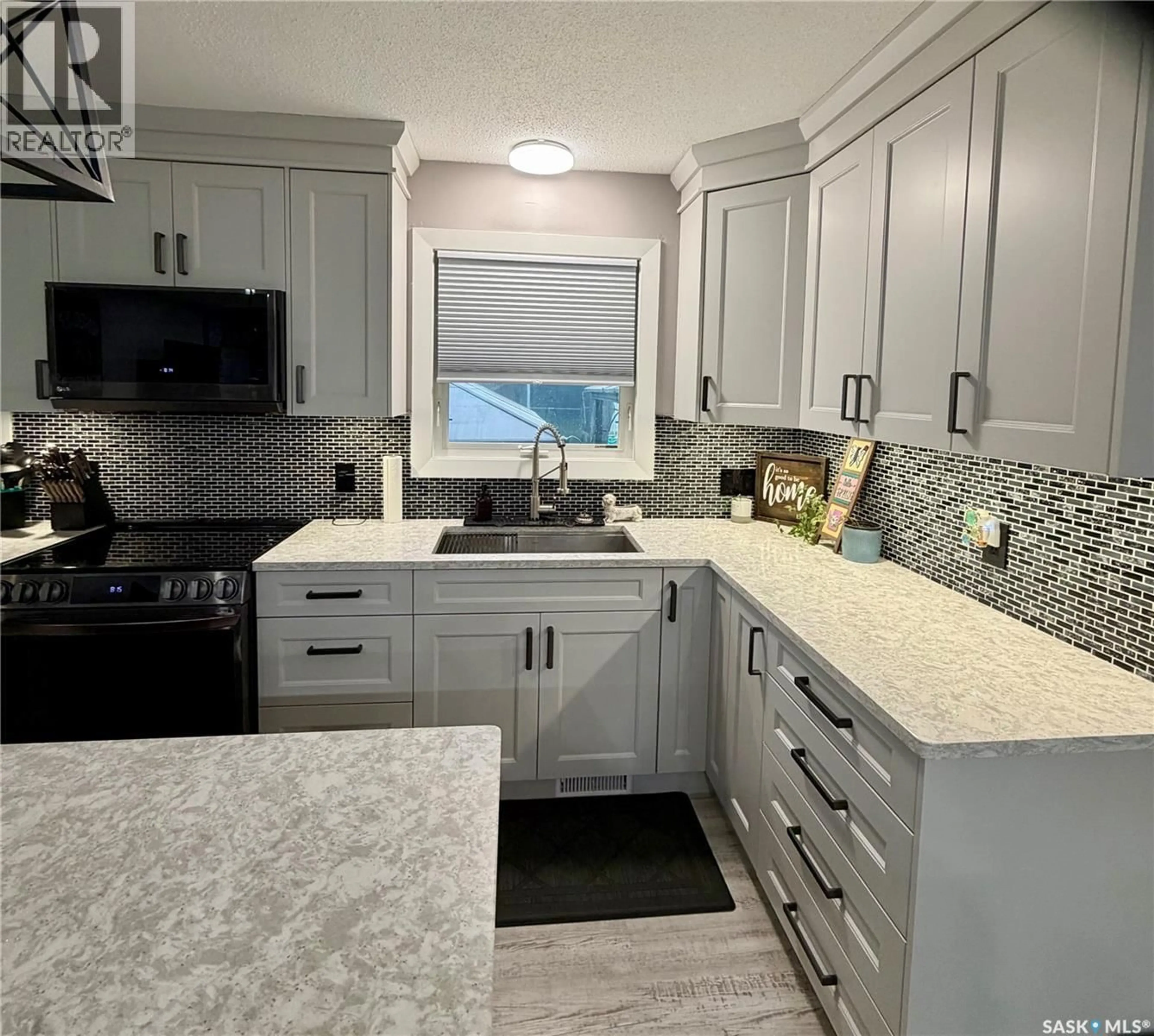 Open concept kitchen, unknown for 531 PRINCE STREET, Hudson Bay Saskatchewan S0E0Y0