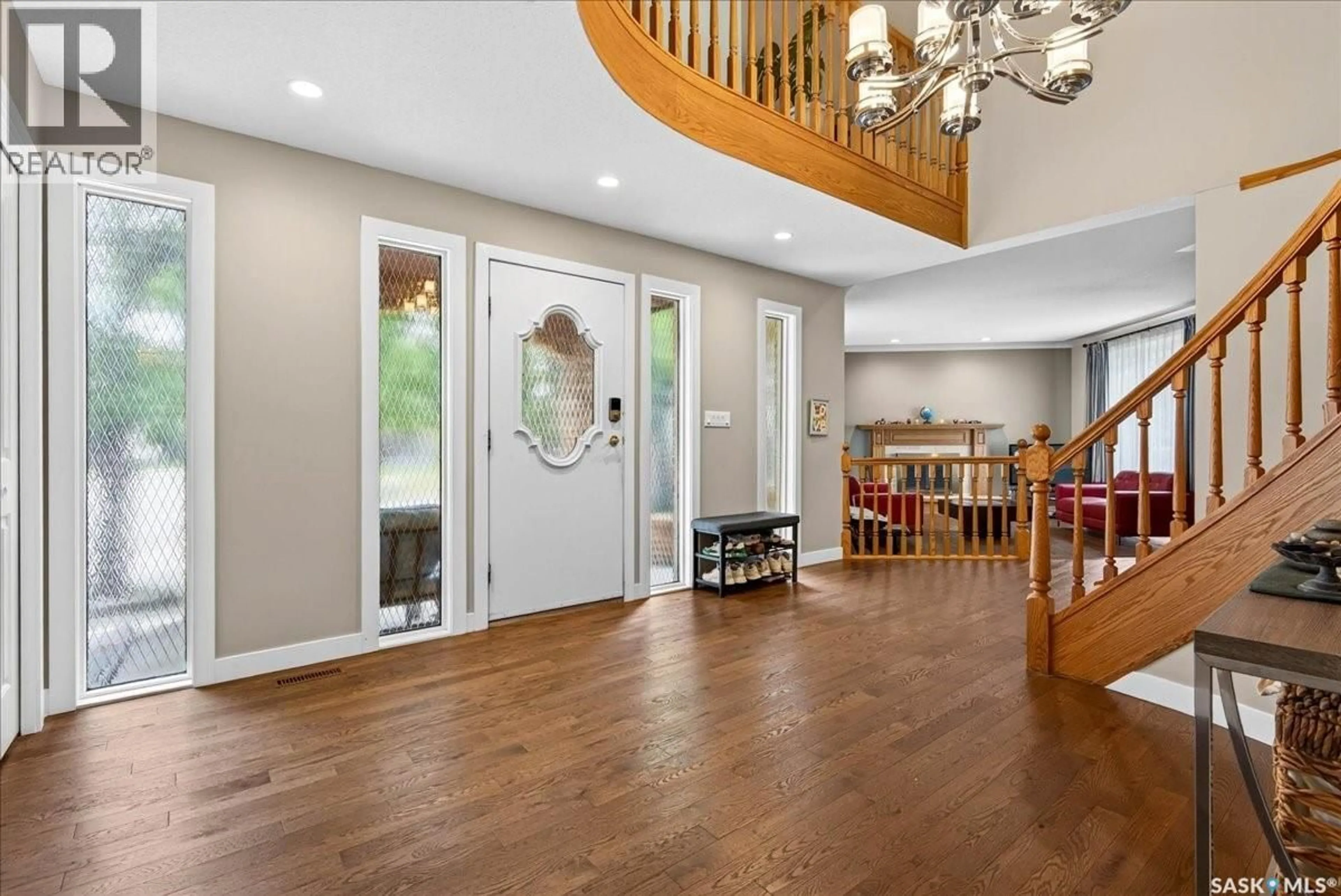 Indoor entryway for 3426 FOSTER BAY, Regina Saskatchewan S4S7C1