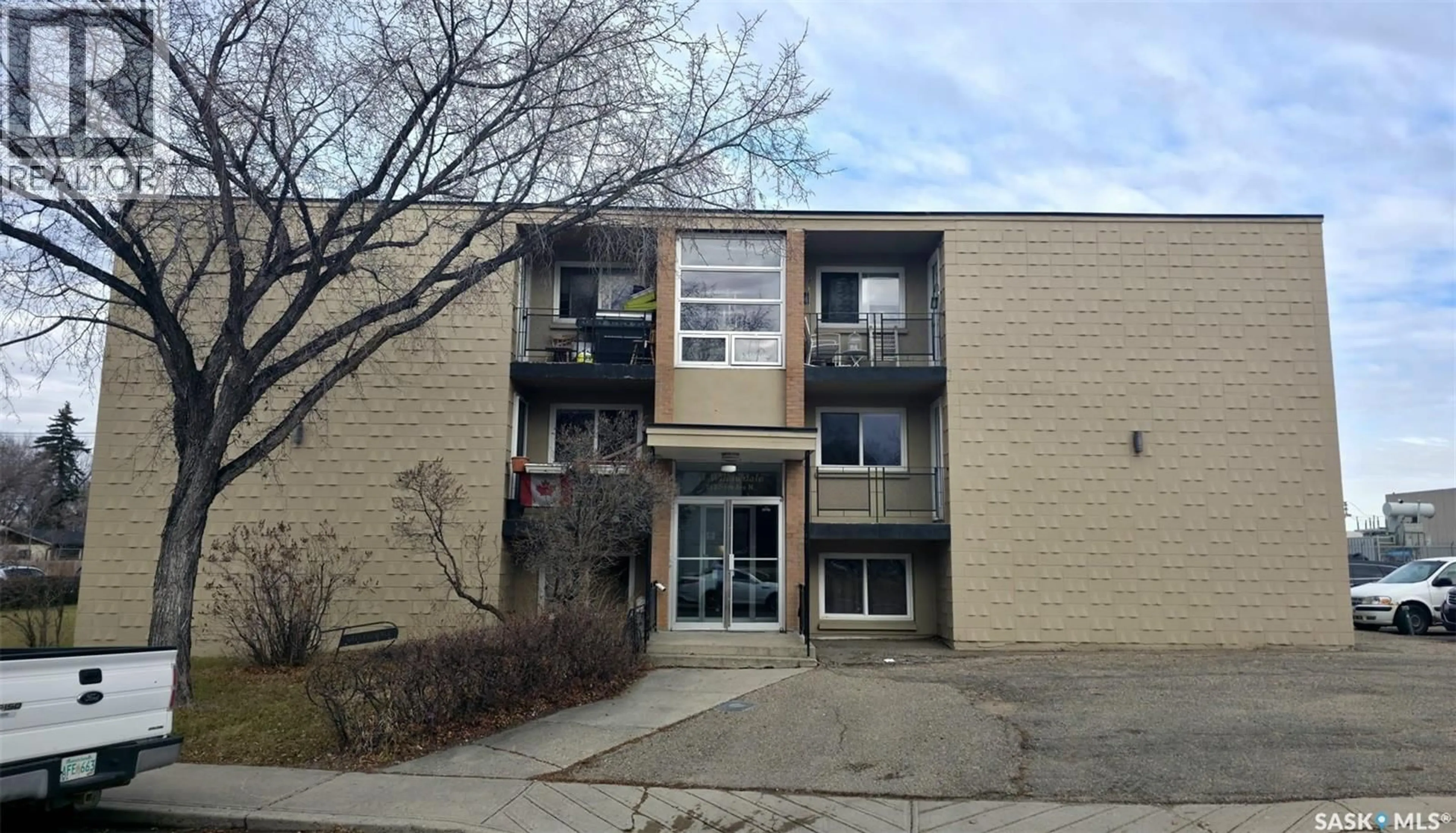 Unknown for 17 - 2620 5TH AVENUE N, Regina Saskatchewan S4R5E5