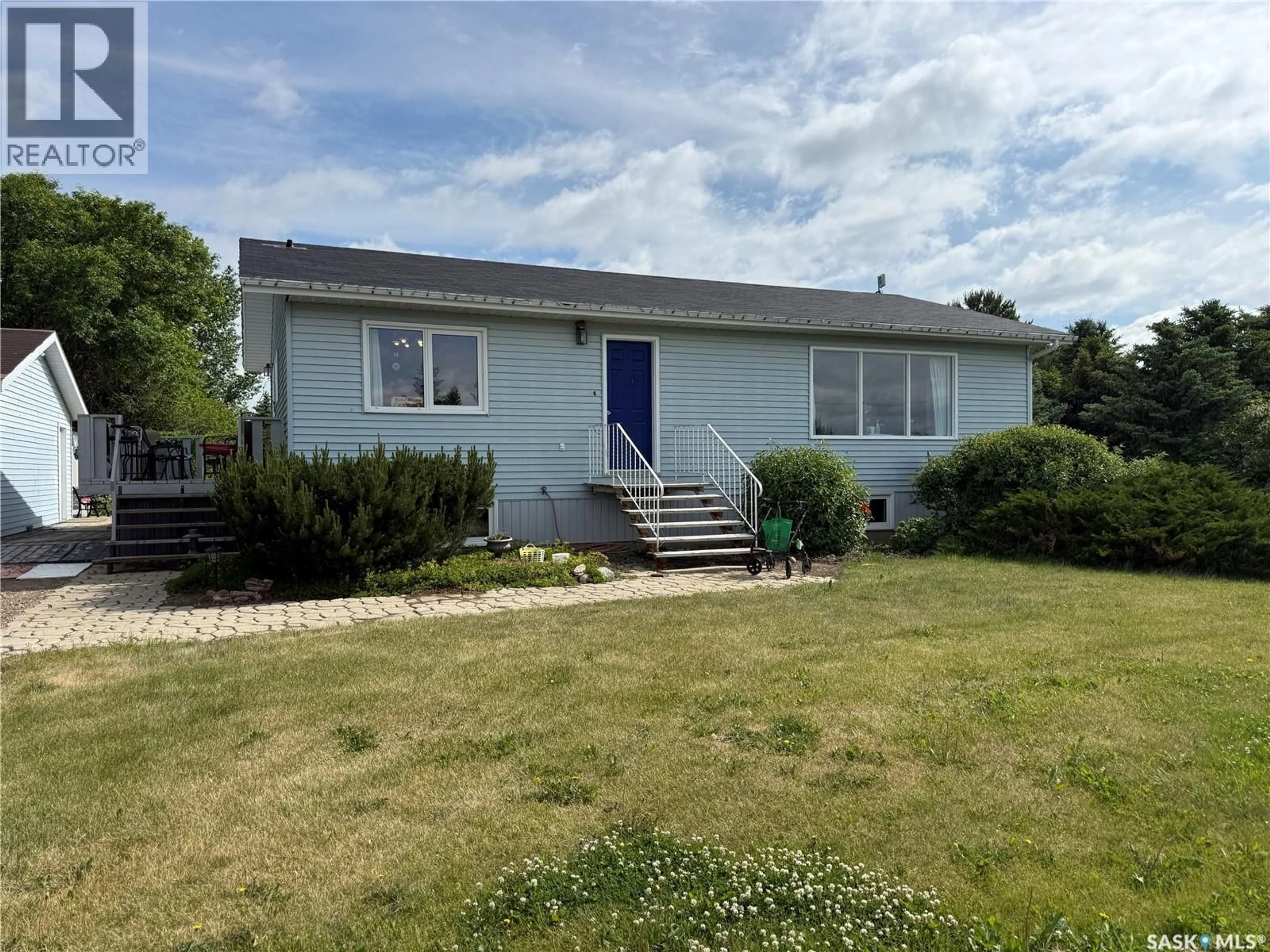 A pic from outside/outdoor area/front of a property/back of a property/a pic from drone, unknown for TULLIS ACREAGE, Coteau Rm No. 255 Saskatchewan S0L1Z0