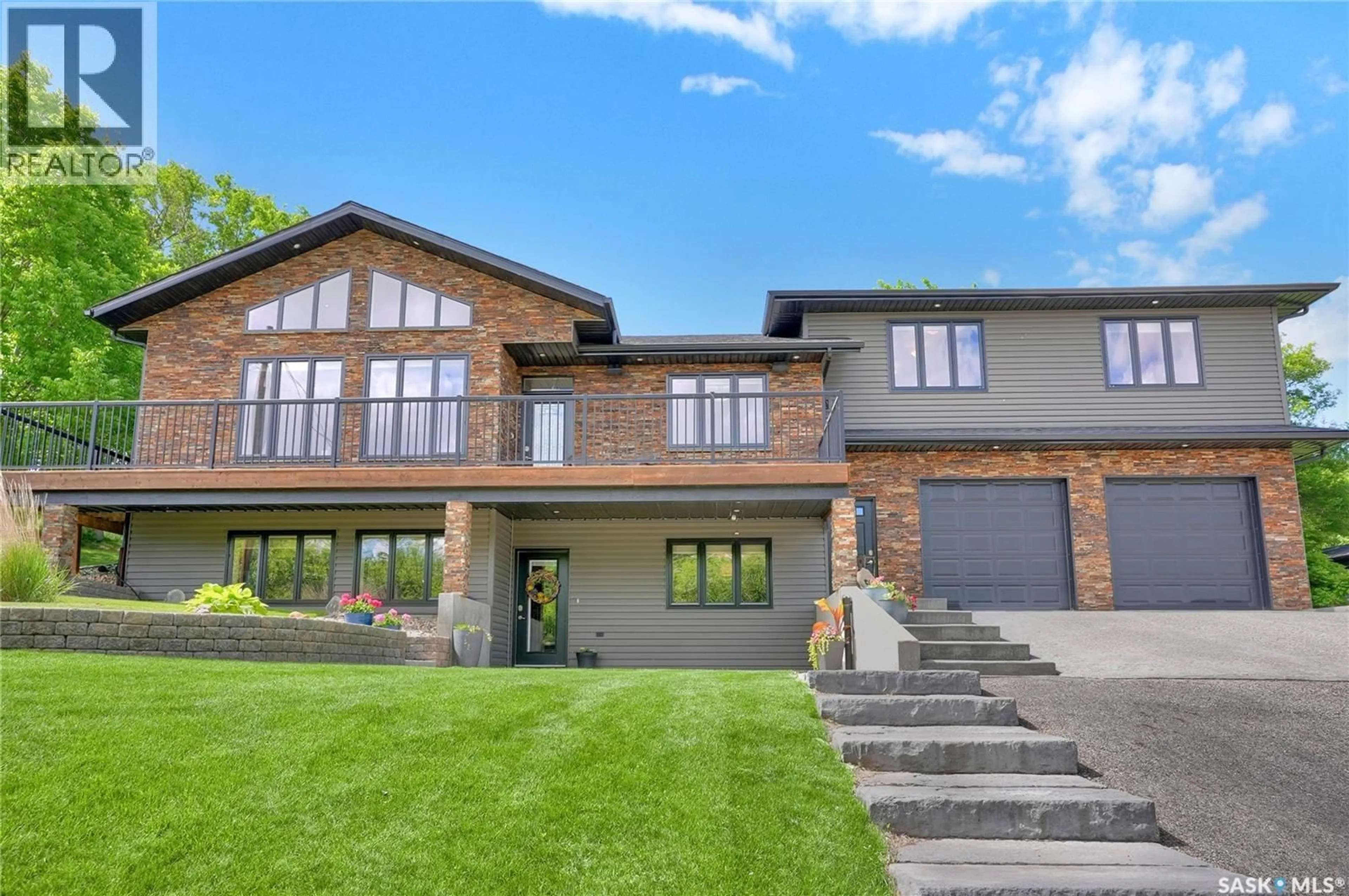 Home with brick exterior material, unknown for 507 TATANKA DRIVE, Buffalo Pound Lake Saskatchewan S0H0S0