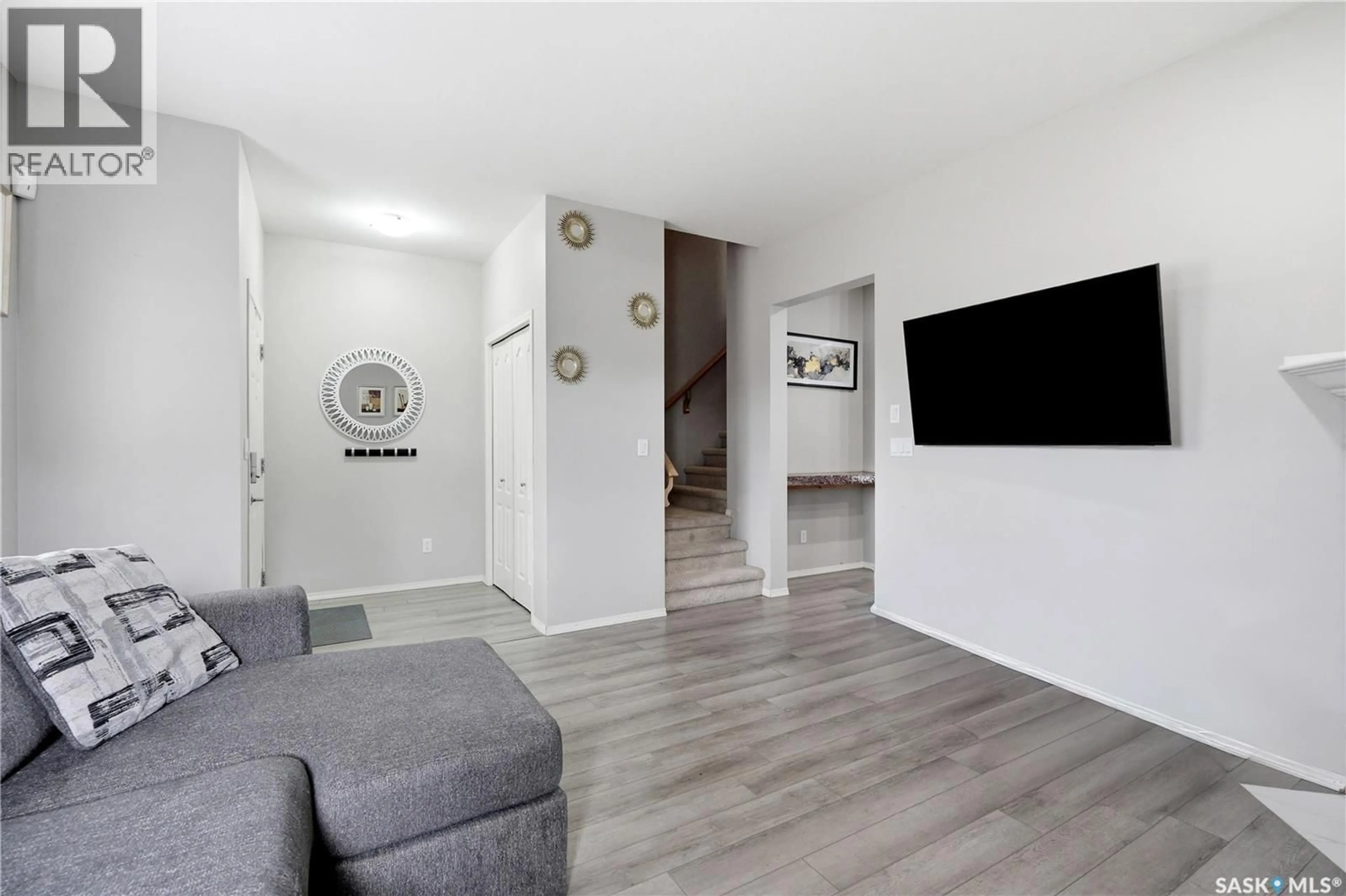 A pic of a room for 531 GORDON ROAD, Saskatoon Saskatchewan S7T0A7