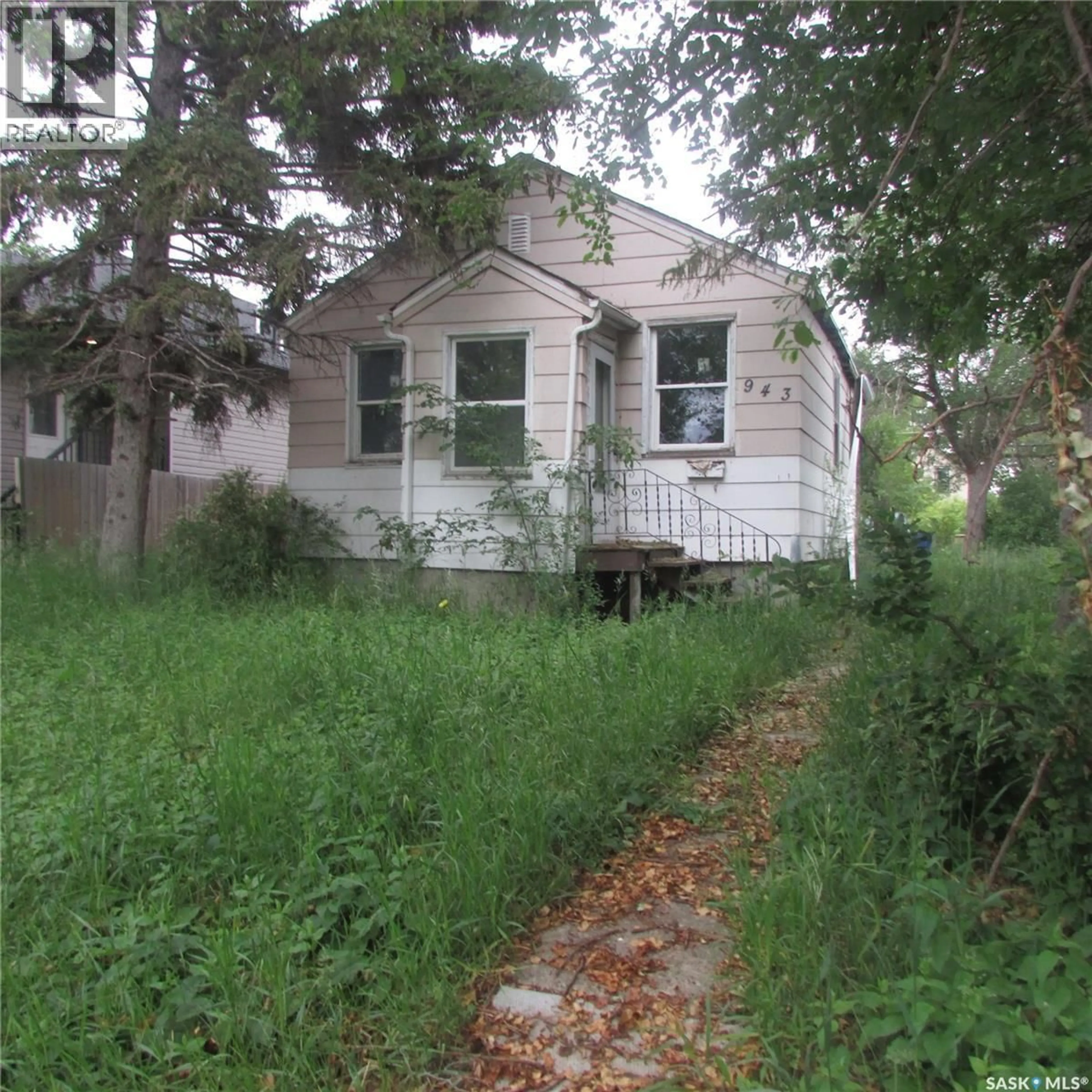 Shed for 943 ATHOL STREET, Regina Saskatchewan S4T3B8