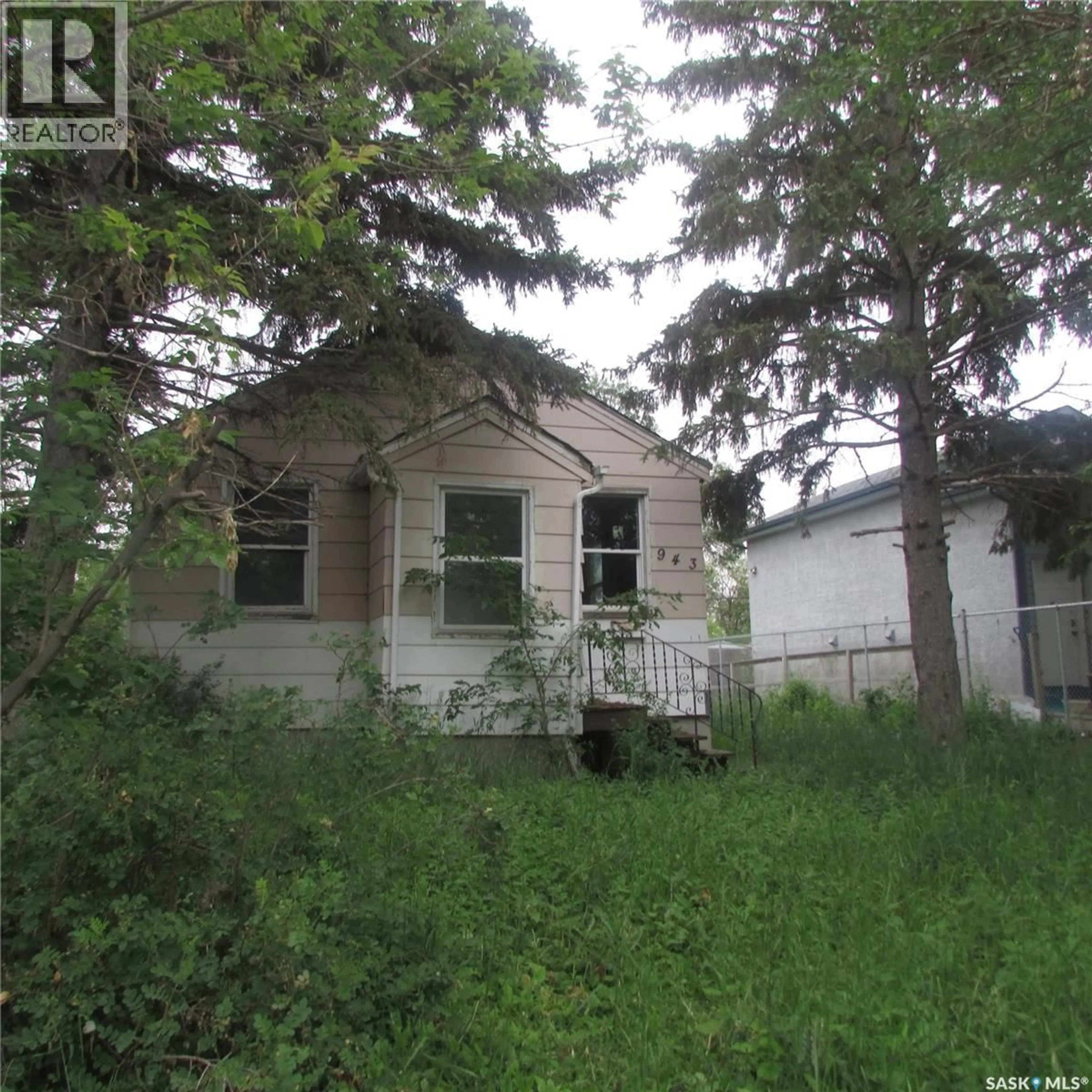 Shed for 943 ATHOL STREET, Regina Saskatchewan S4T3B8