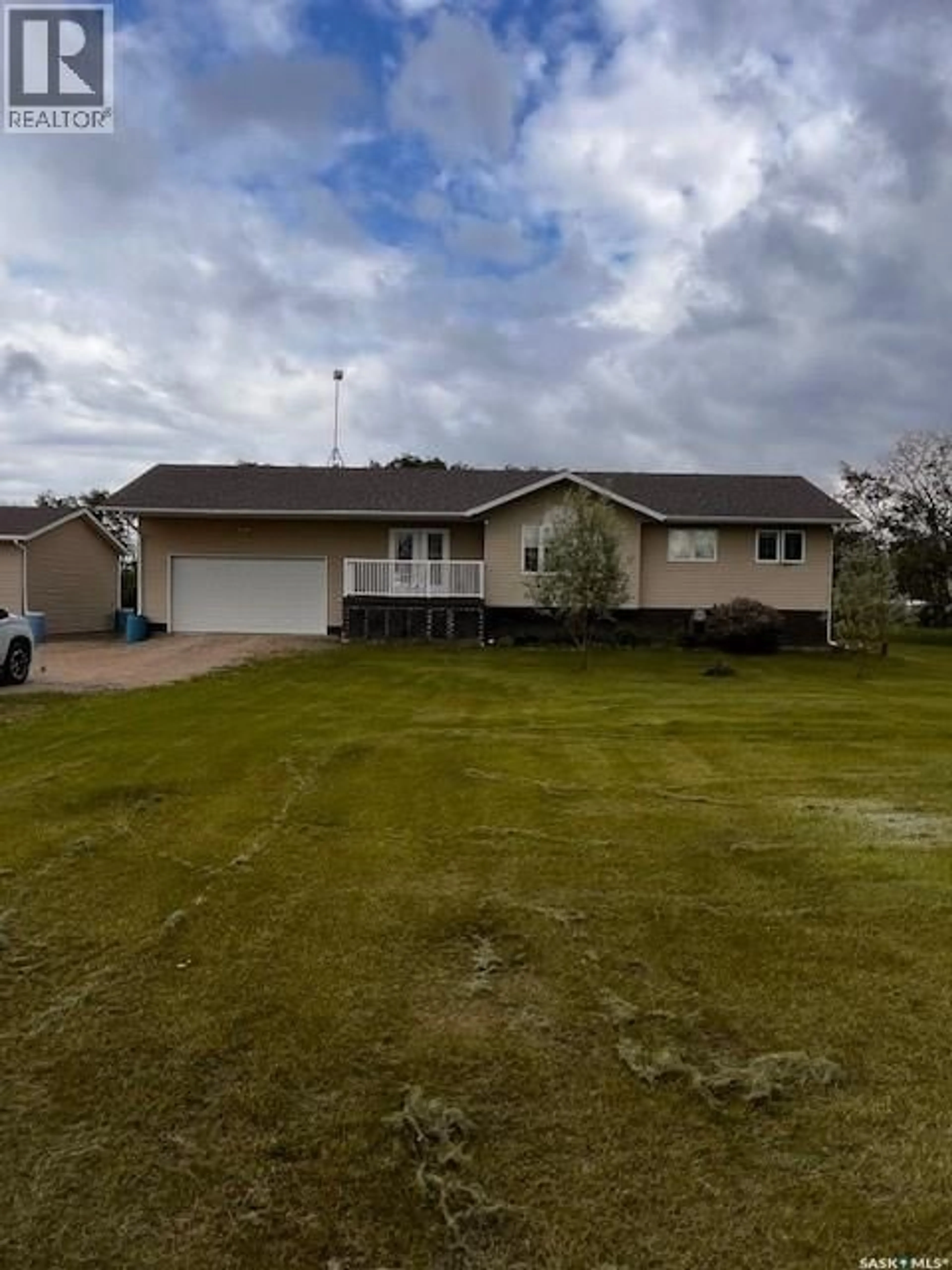 A pic from outside/outdoor area/front of a property/back of a property/a pic from drone, unknown for BASSINGTHWAITE ACREAGE, Eagle Creek Rm No. 376 Saskatchewan S0K0J0