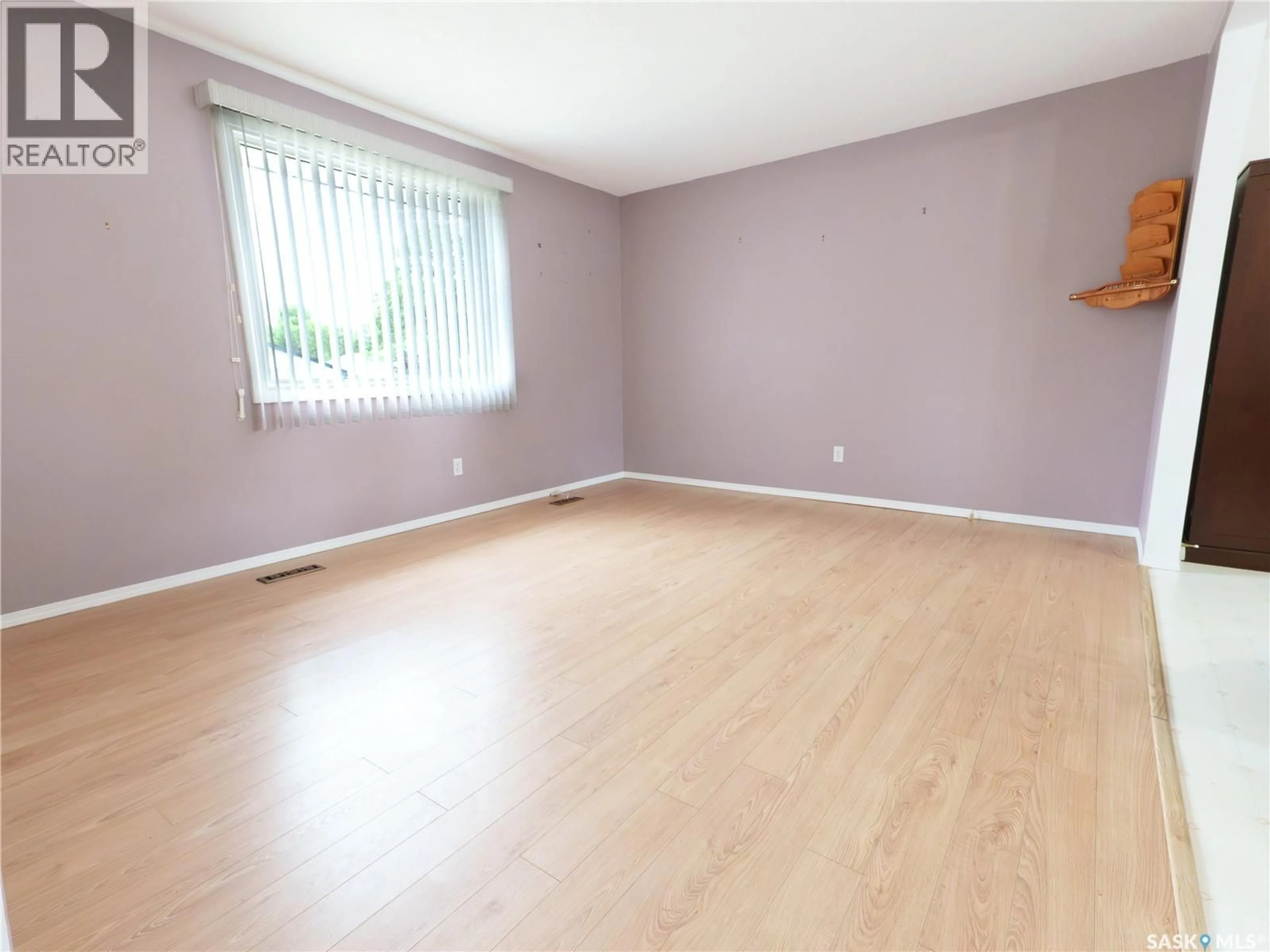 A pic of a room for 10 ROBERTS PLACE, Regina Saskatchewan S4T6K6