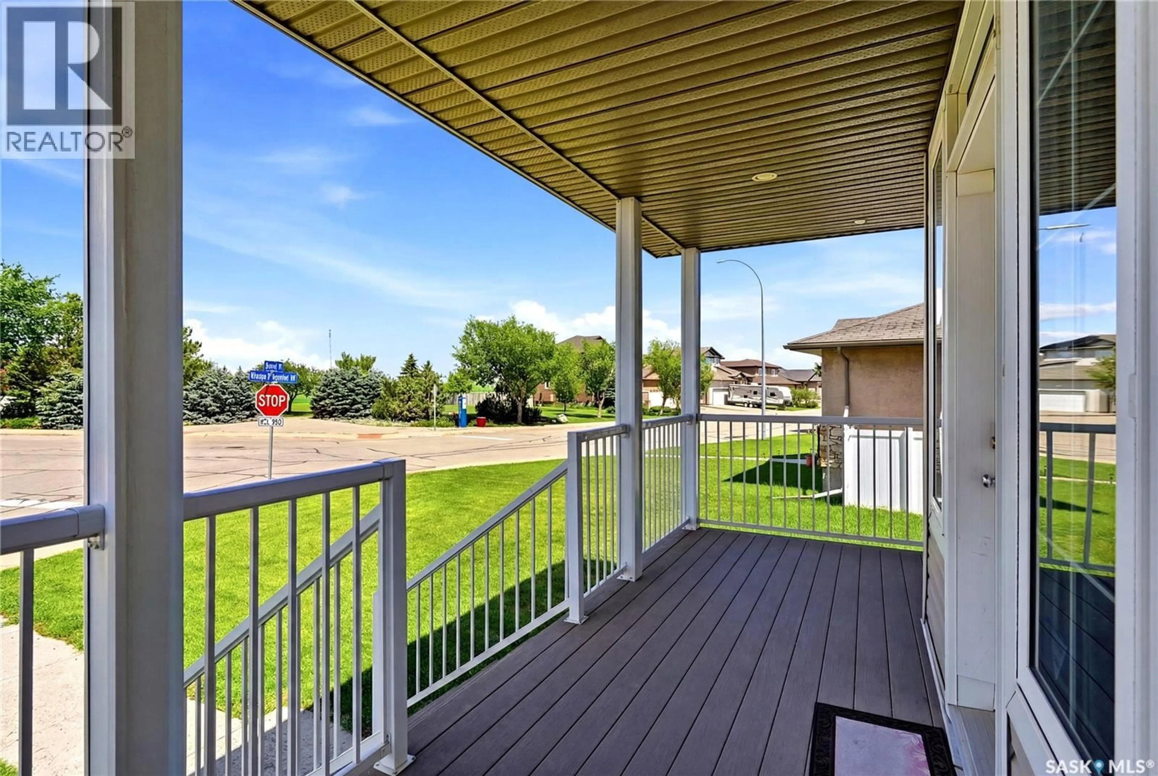 Patio, water/lake/river/ocean view for 1323 BROAD STREET, Regina Saskatchewan S4X0A5