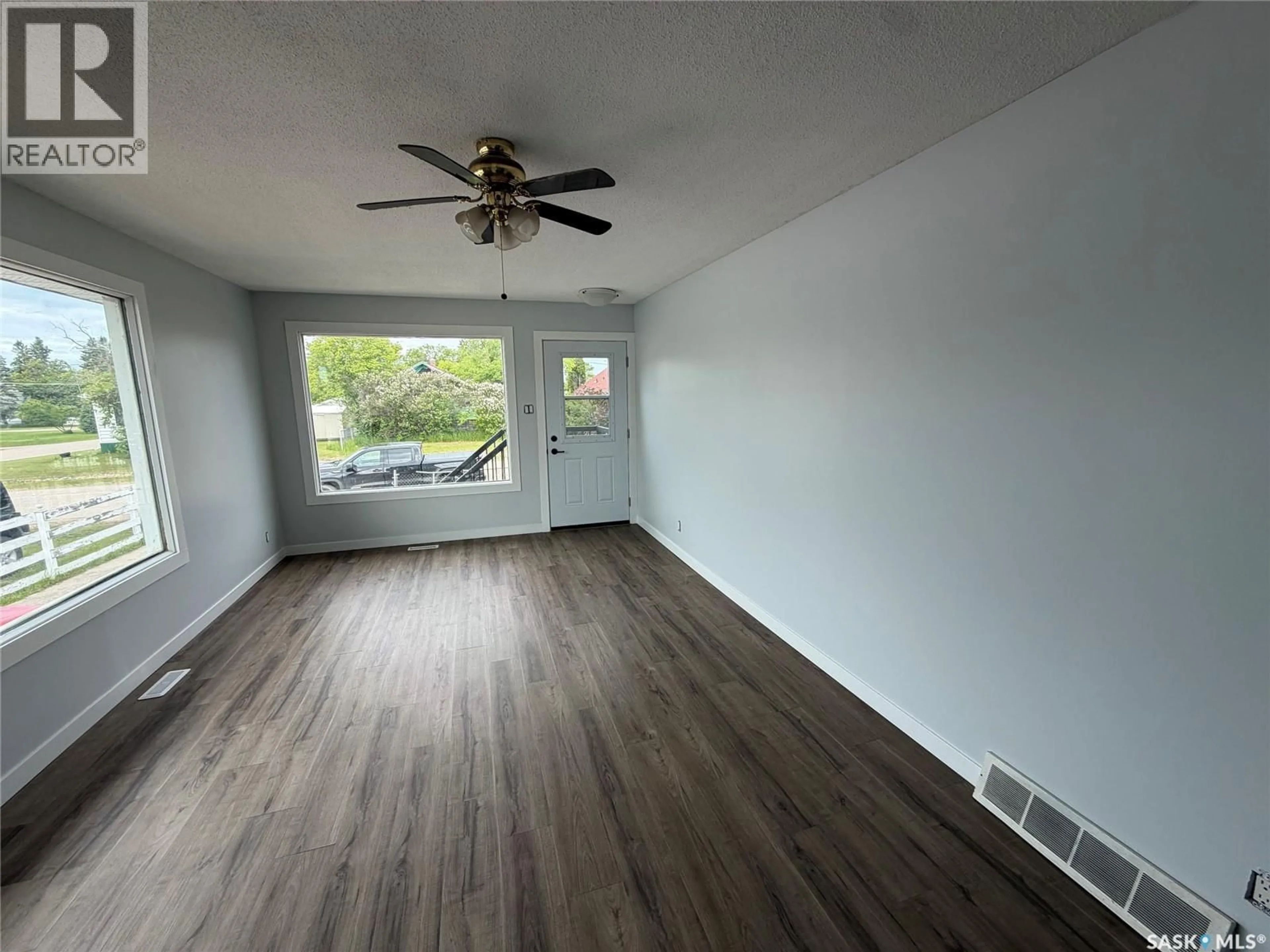 A pic of a room for 118 HUDSON STREET, Hudson Bay Saskatchewan S0E0Y0