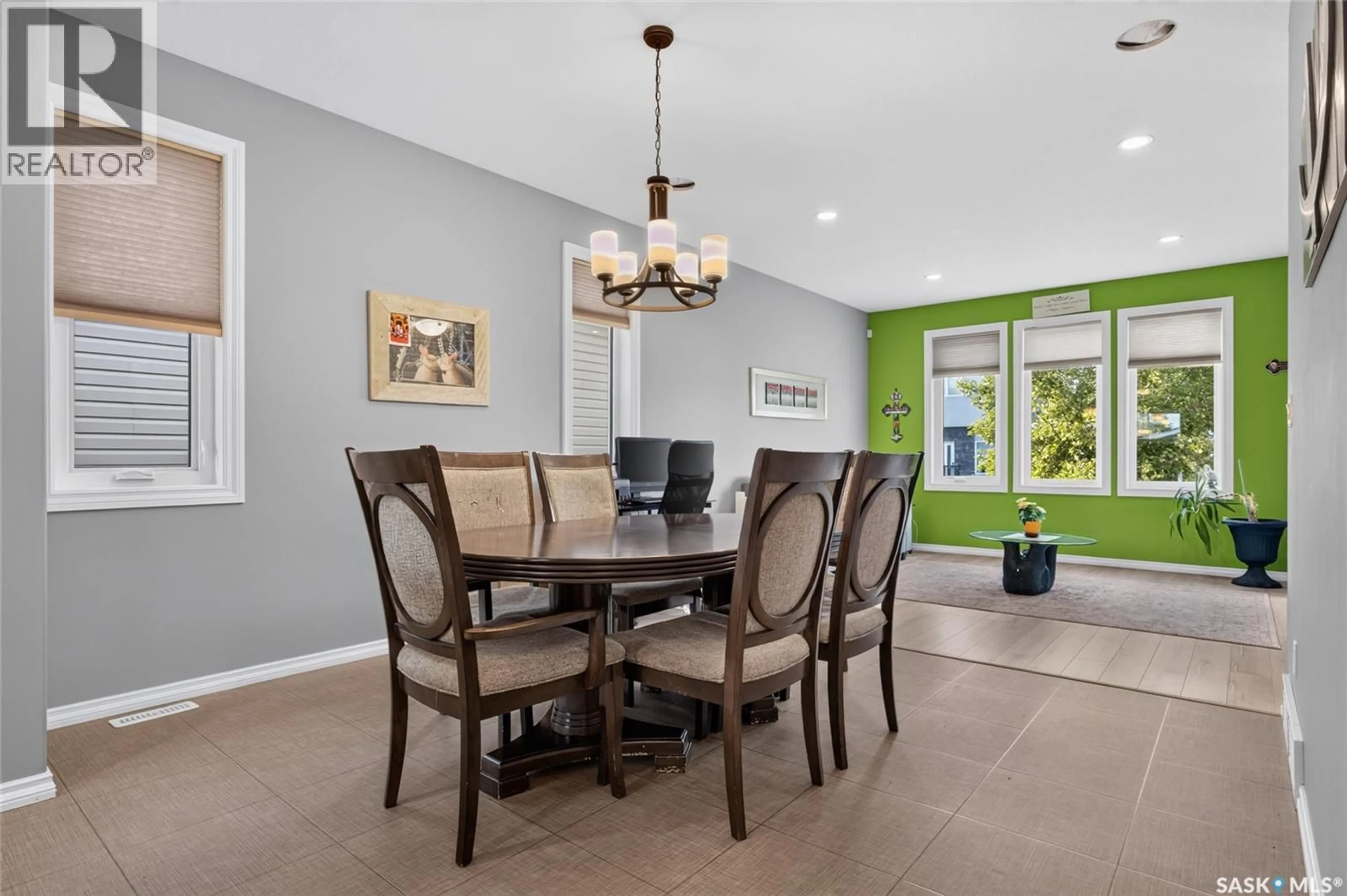 Dining room, ceramic/tile floor for 2801 RIDGEWAY AVENUE, Regina Saskatchewan S4R8J5