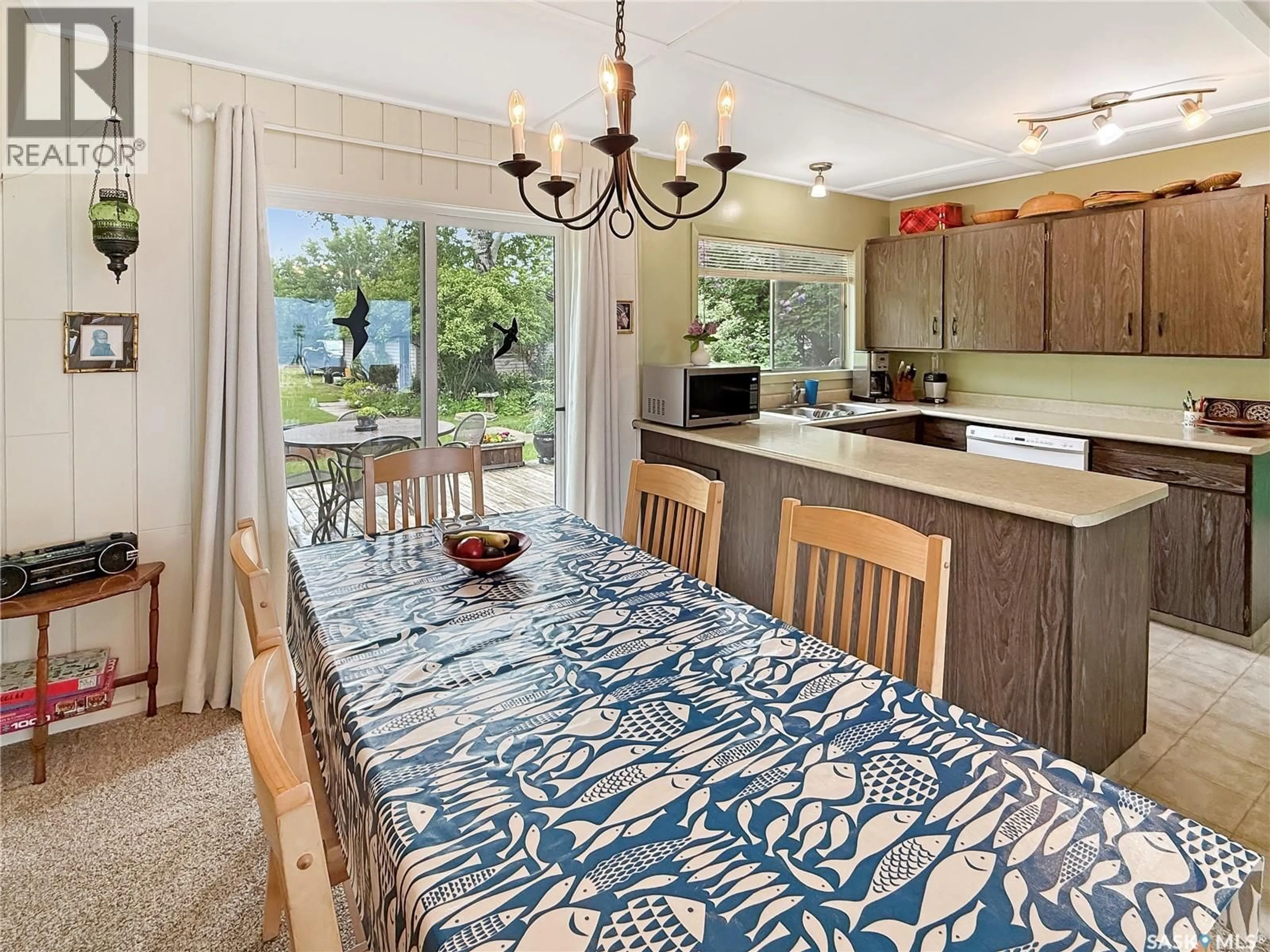 Open concept kitchen, ceramic/tile floor for 21 METINOTA DRIVE, Metinota Saskatchewan S0M1X0