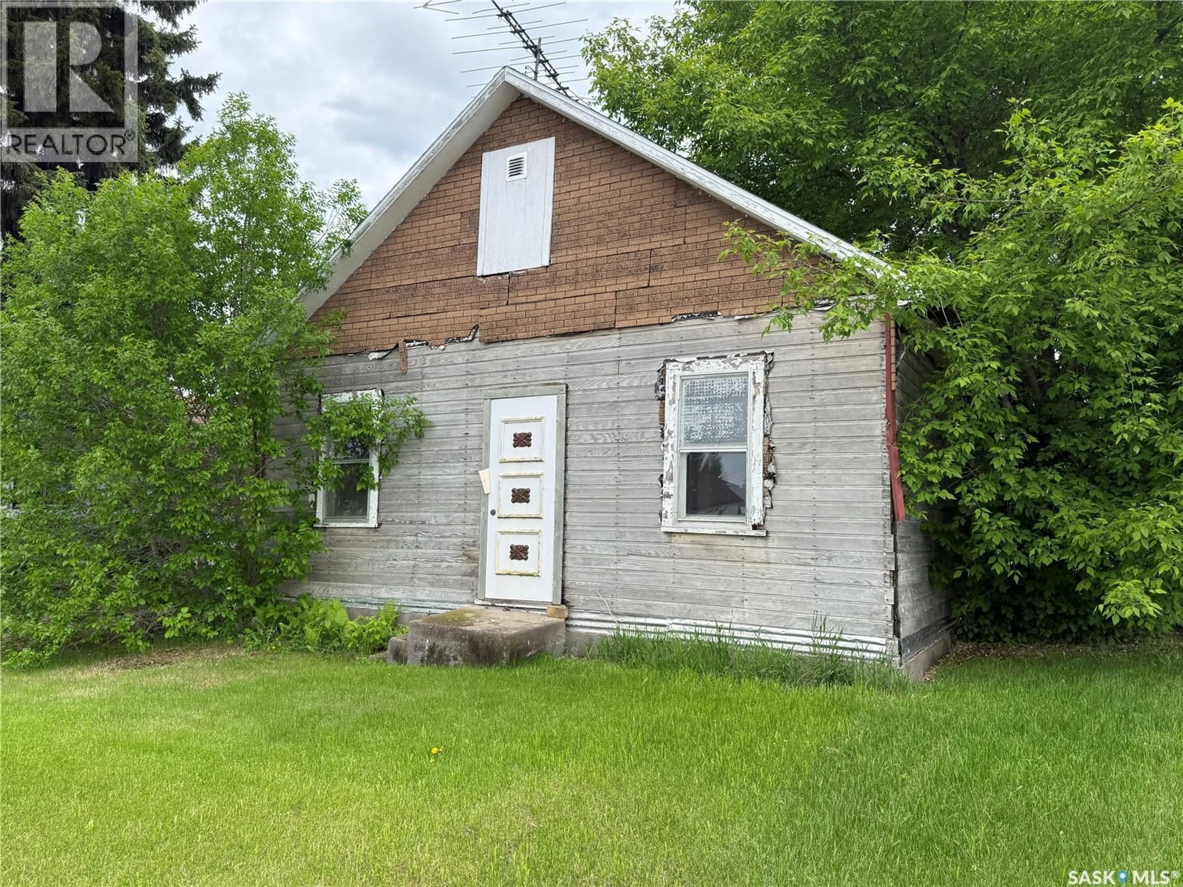 Shed for 465 7TH AVENUE, Melville Saskatchewan S0A2P0