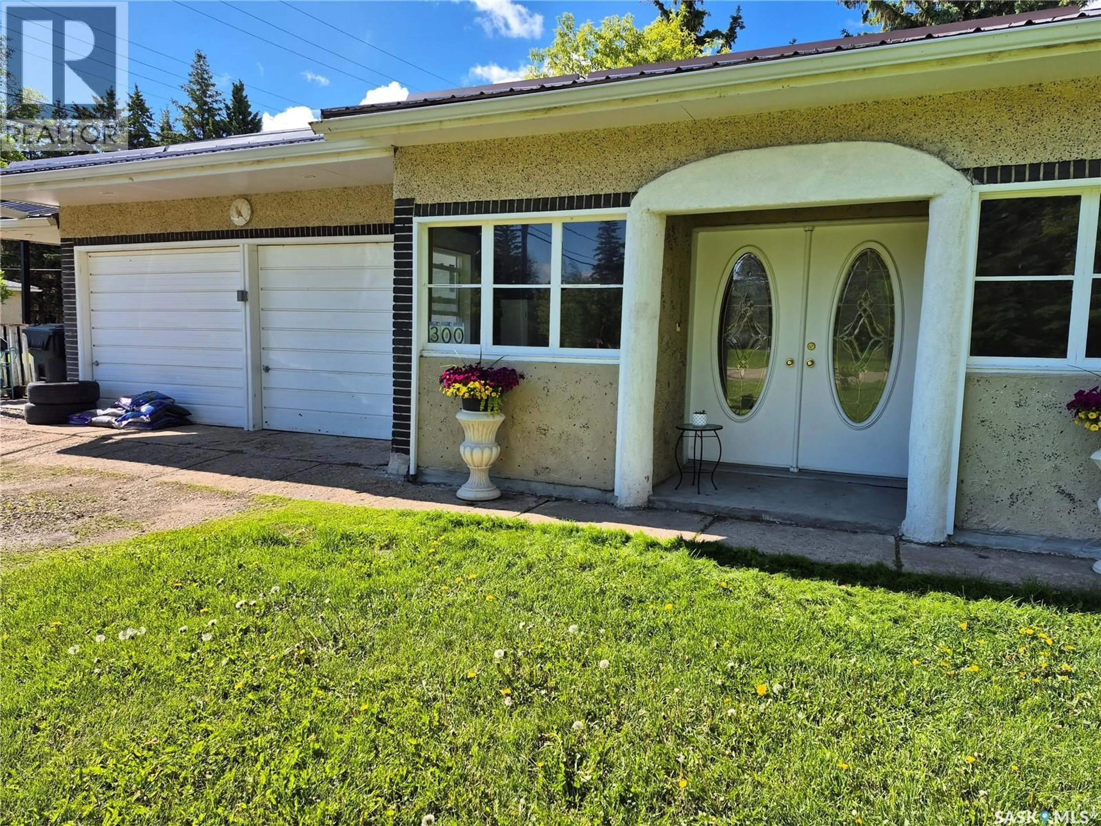 Unknown for 300 DION AVENUE, Cut Knife Saskatchewan S0M0M0