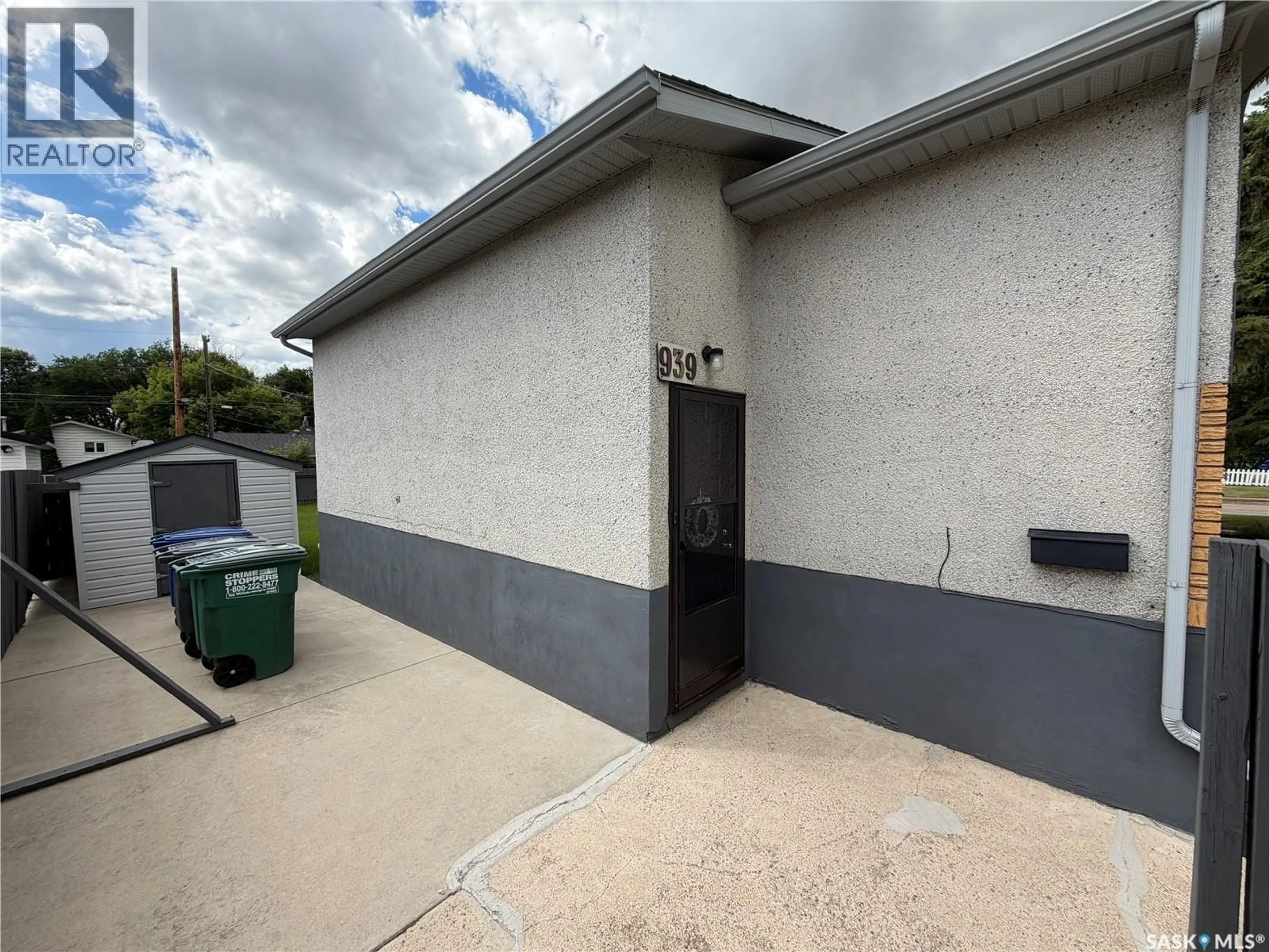 Unknown for 939 J AVENUE, Saskatoon Saskatchewan S7L2L1