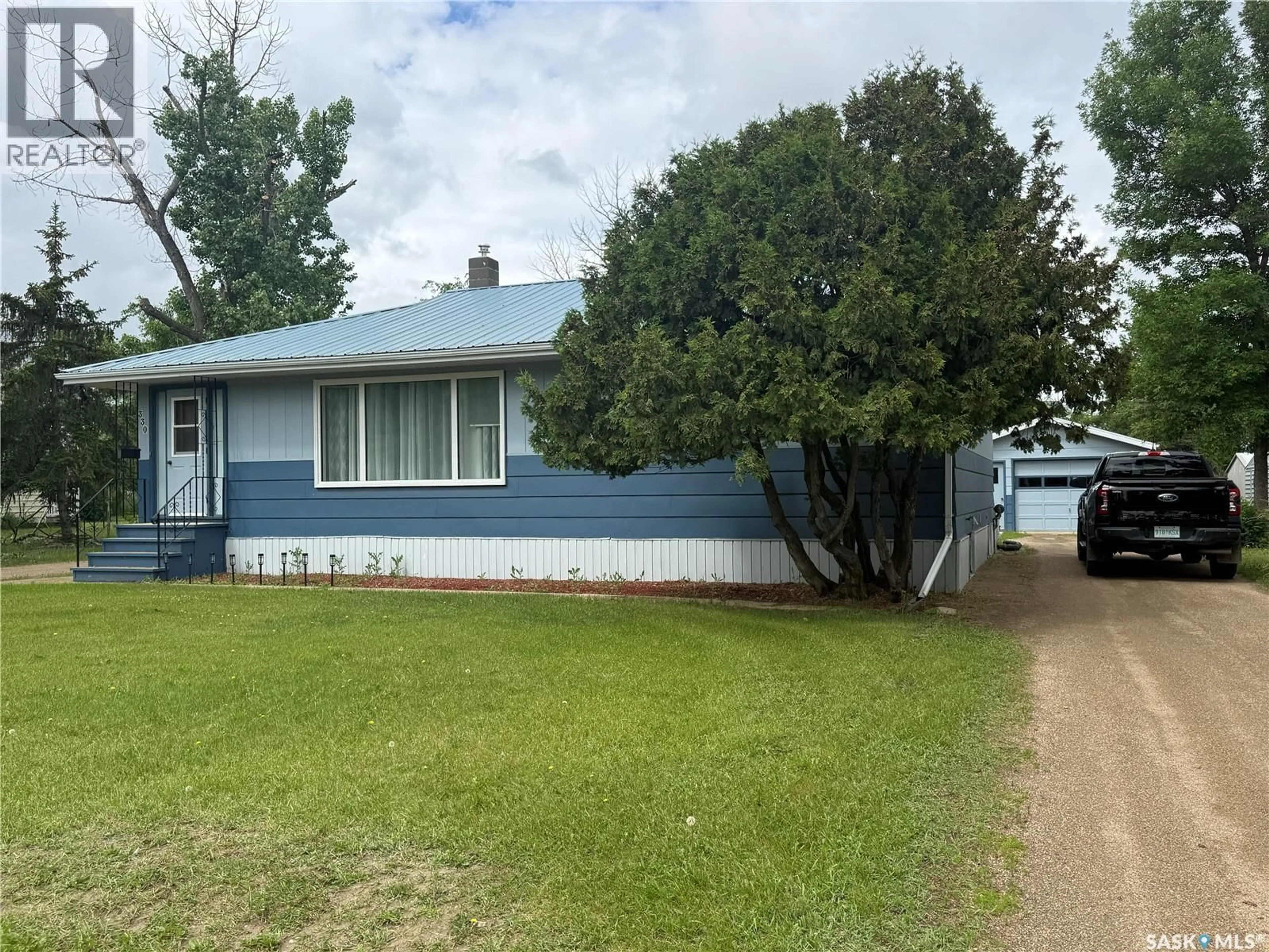 A pic from outside/outdoor area/front of a property/back of a property/a pic from drone, street for 330 FERGUSON STREET, Craik Saskatchewan S0G0V0