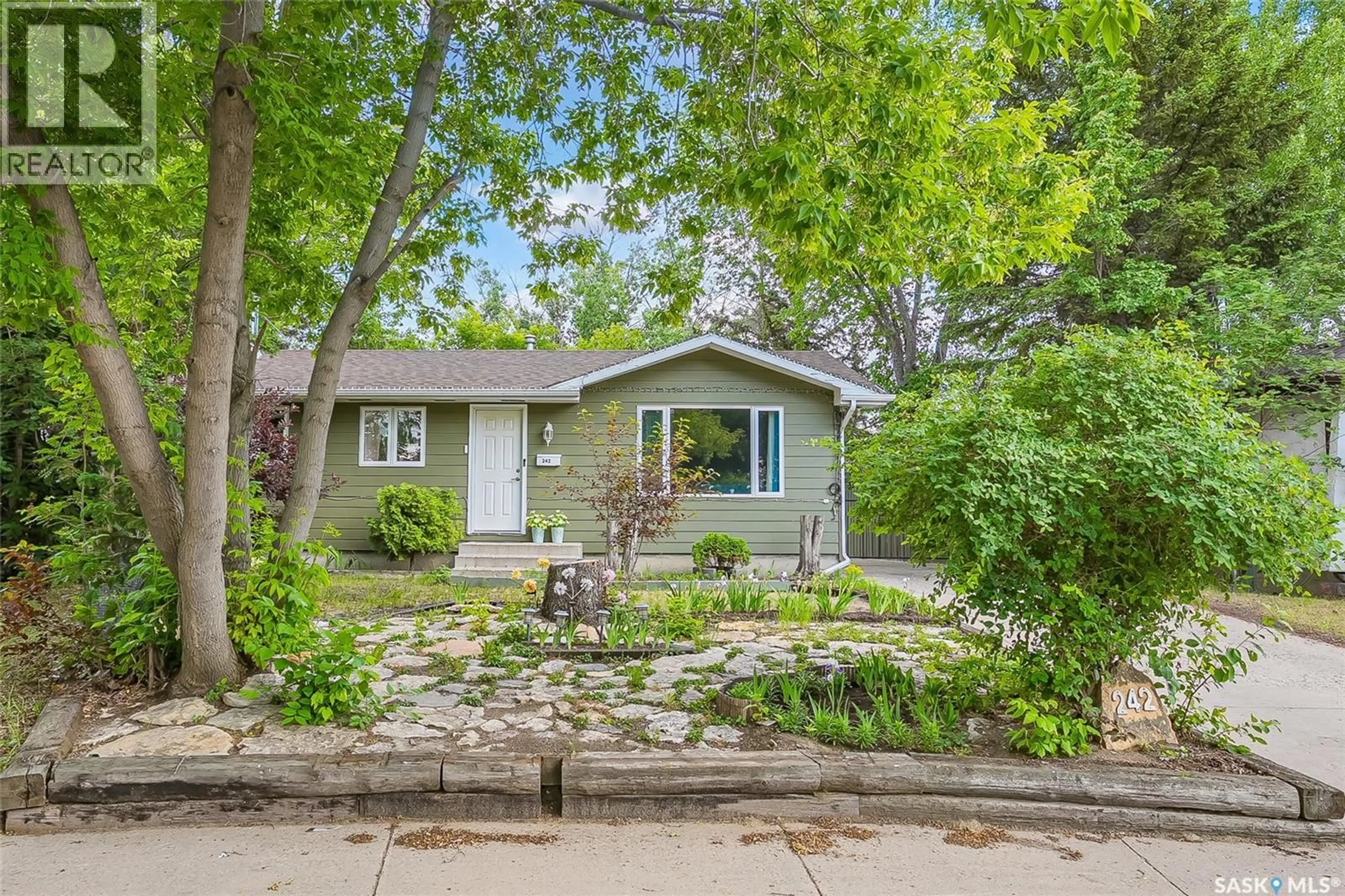 Unknown for 242 HAVILAND CRESCENT, Saskatoon Saskatchewan S7L5A7