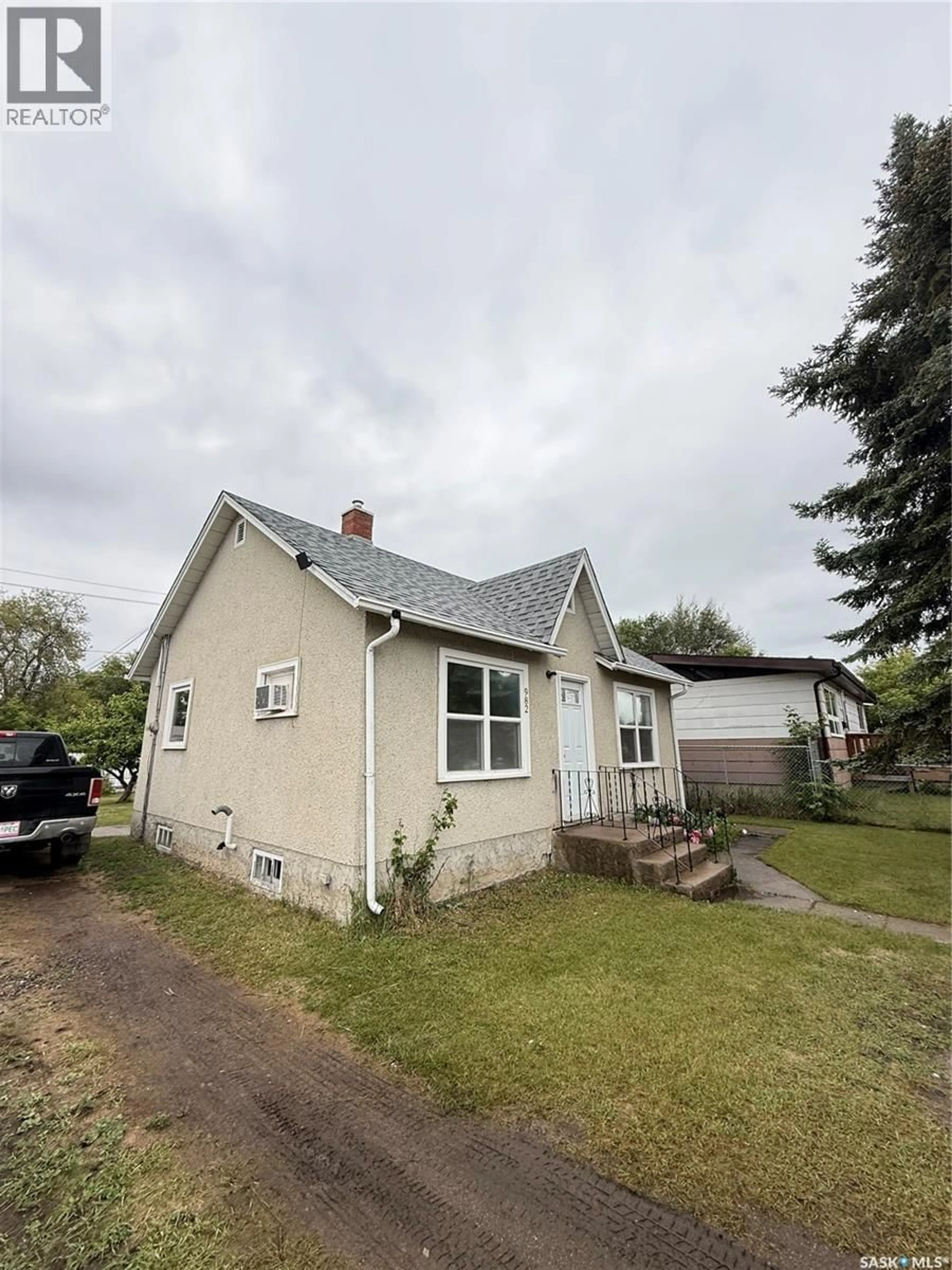 A pic from outside/outdoor area/front of a property/back of a property/a pic from drone, building for 982 12TH STREET, Prince Albert Saskatchewan S6V3C7