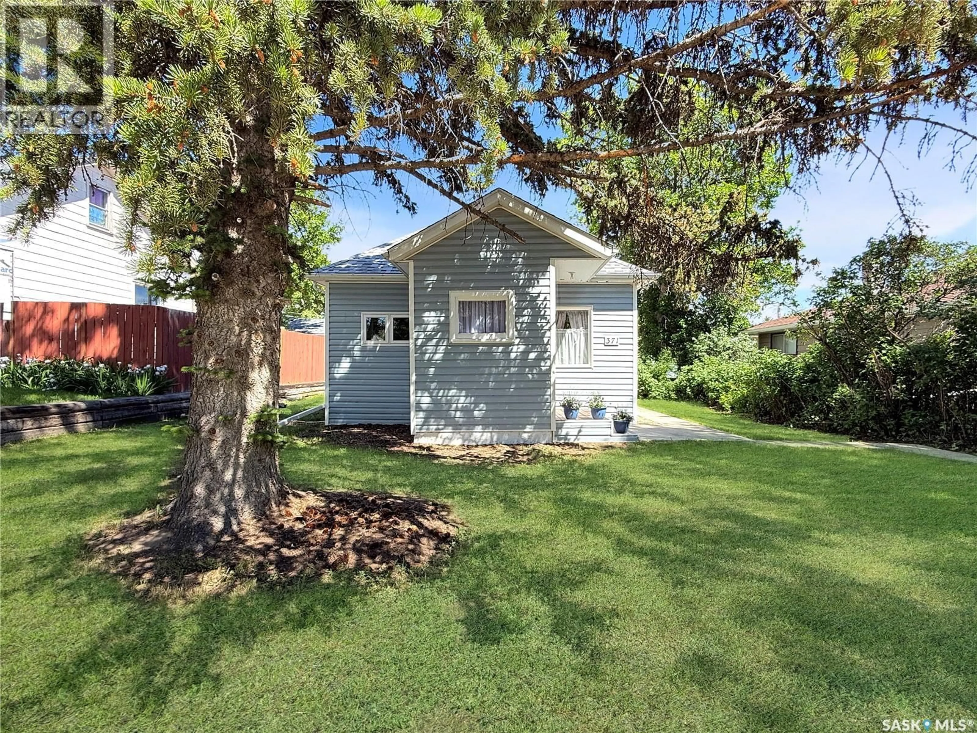 Unknown for 371 9TH AVENUE, Swift Current Saskatchewan S9H1A8