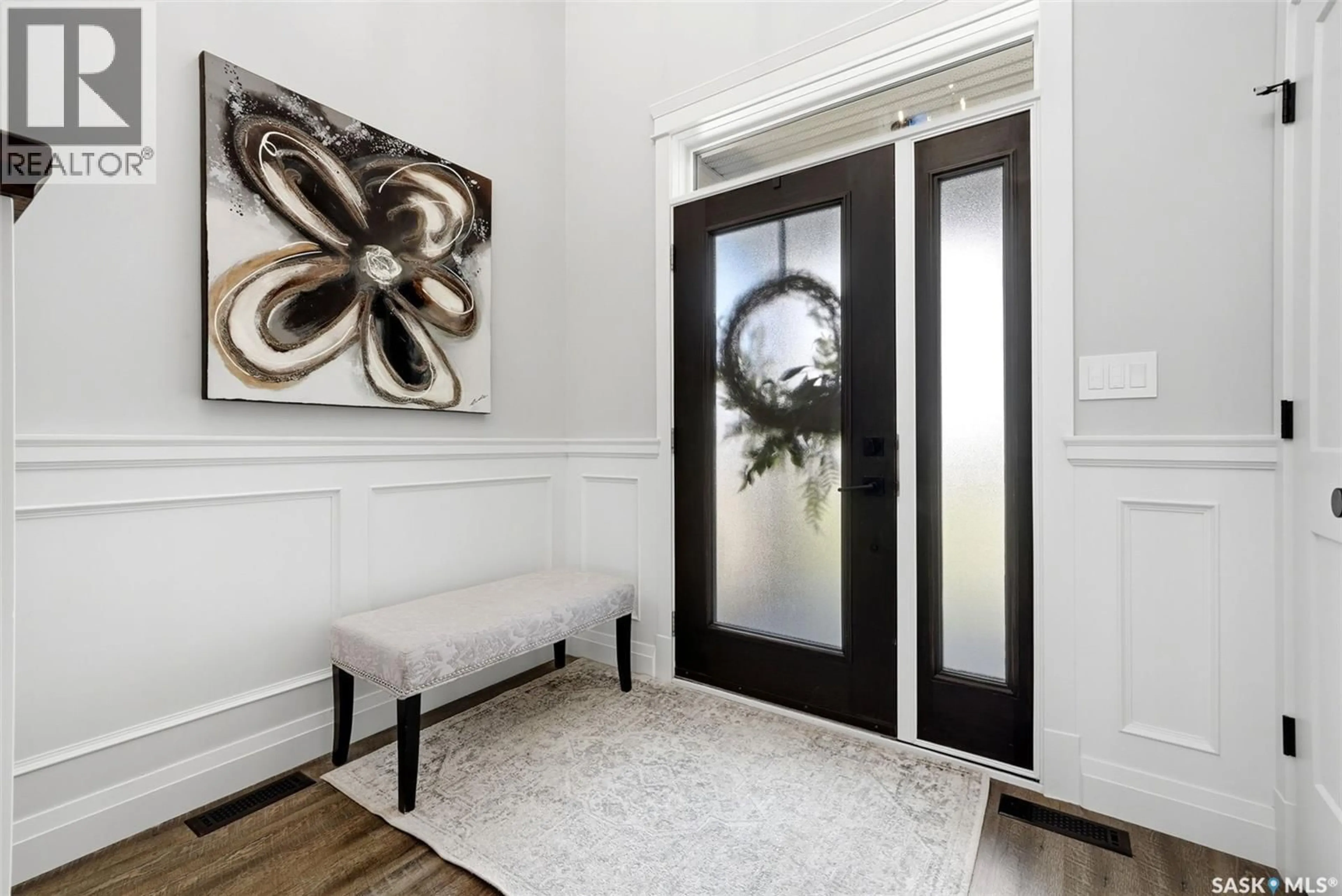 Indoor entryway for 3 OXFORD BAY, White City Saskatchewan S4L0C6