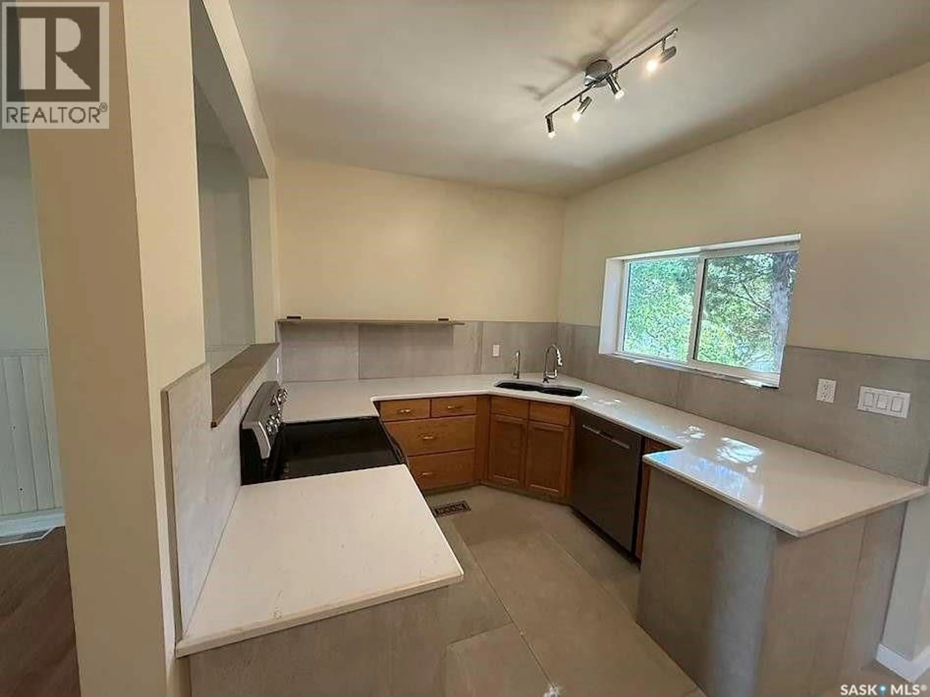 Standard kitchen, unknown for 1691 104TH STREET, North Battleford Saskatchewan S9A1P6