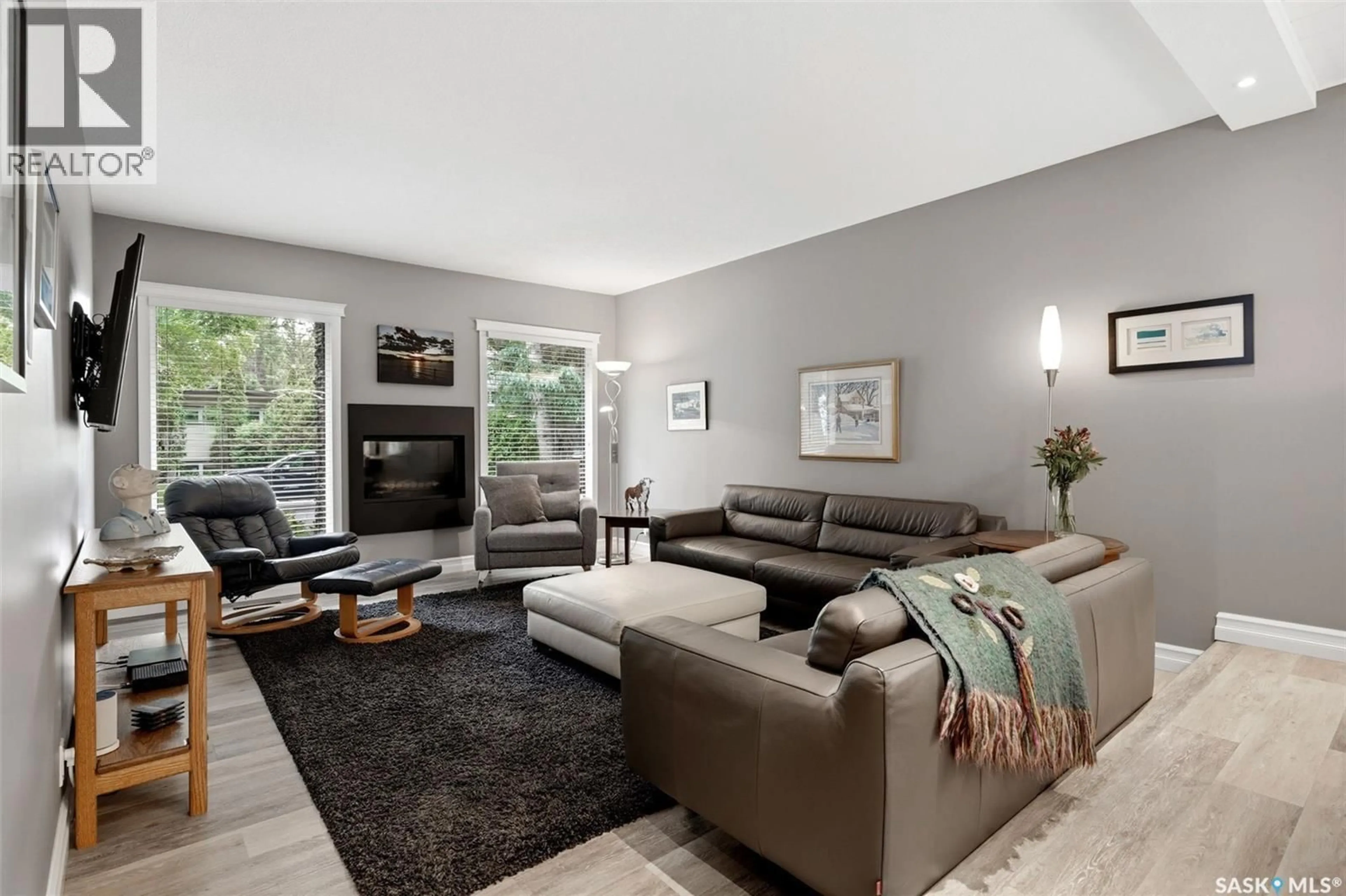 Living room with furniture, unknown for 82 COMPTON ROAD, Regina Saskatchewan S4S2Y3