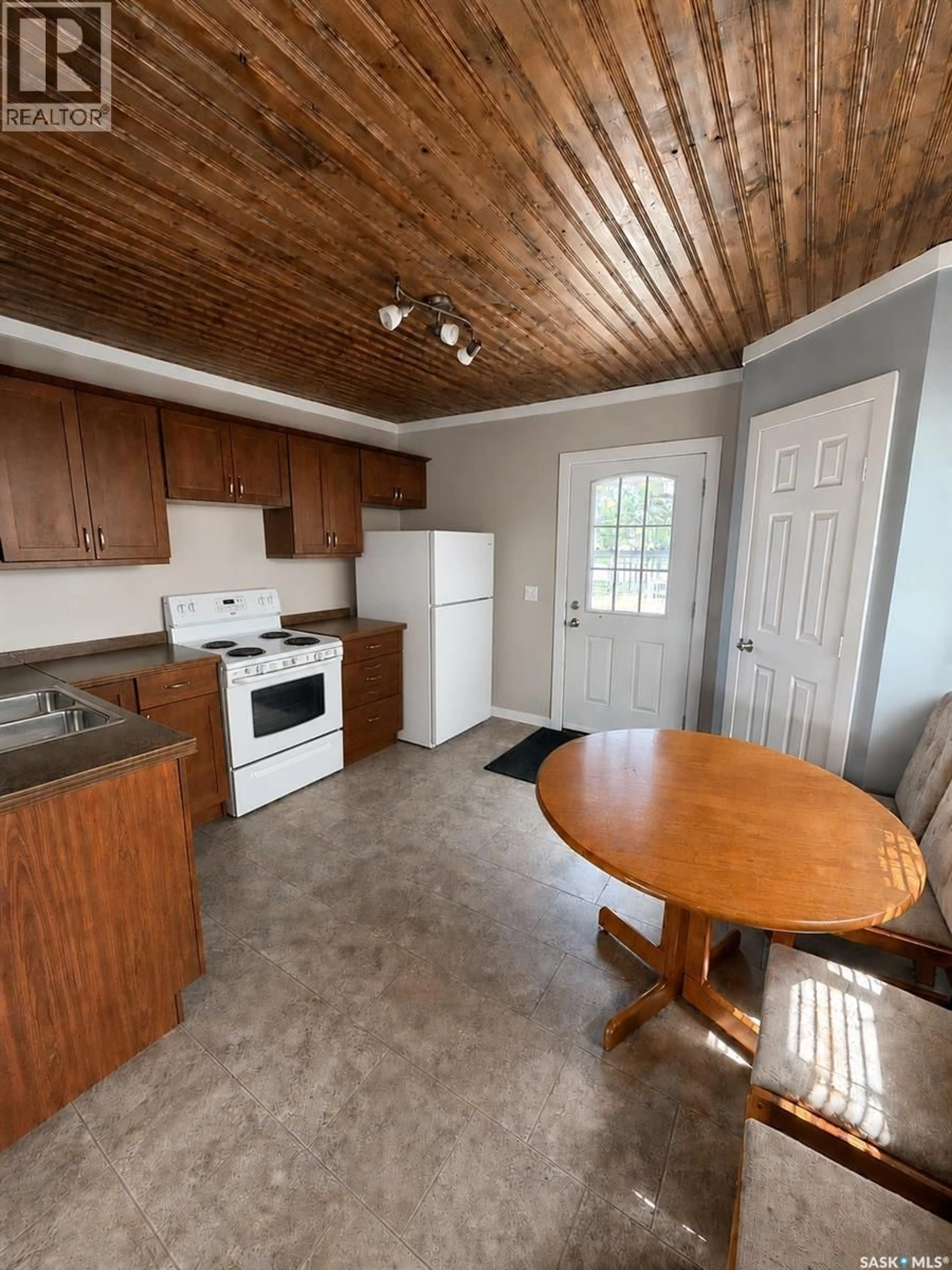 Unknown for 201 & 202 ELIM DRIVE, Lac Pelletier Saskatchewan S0N2Y0
