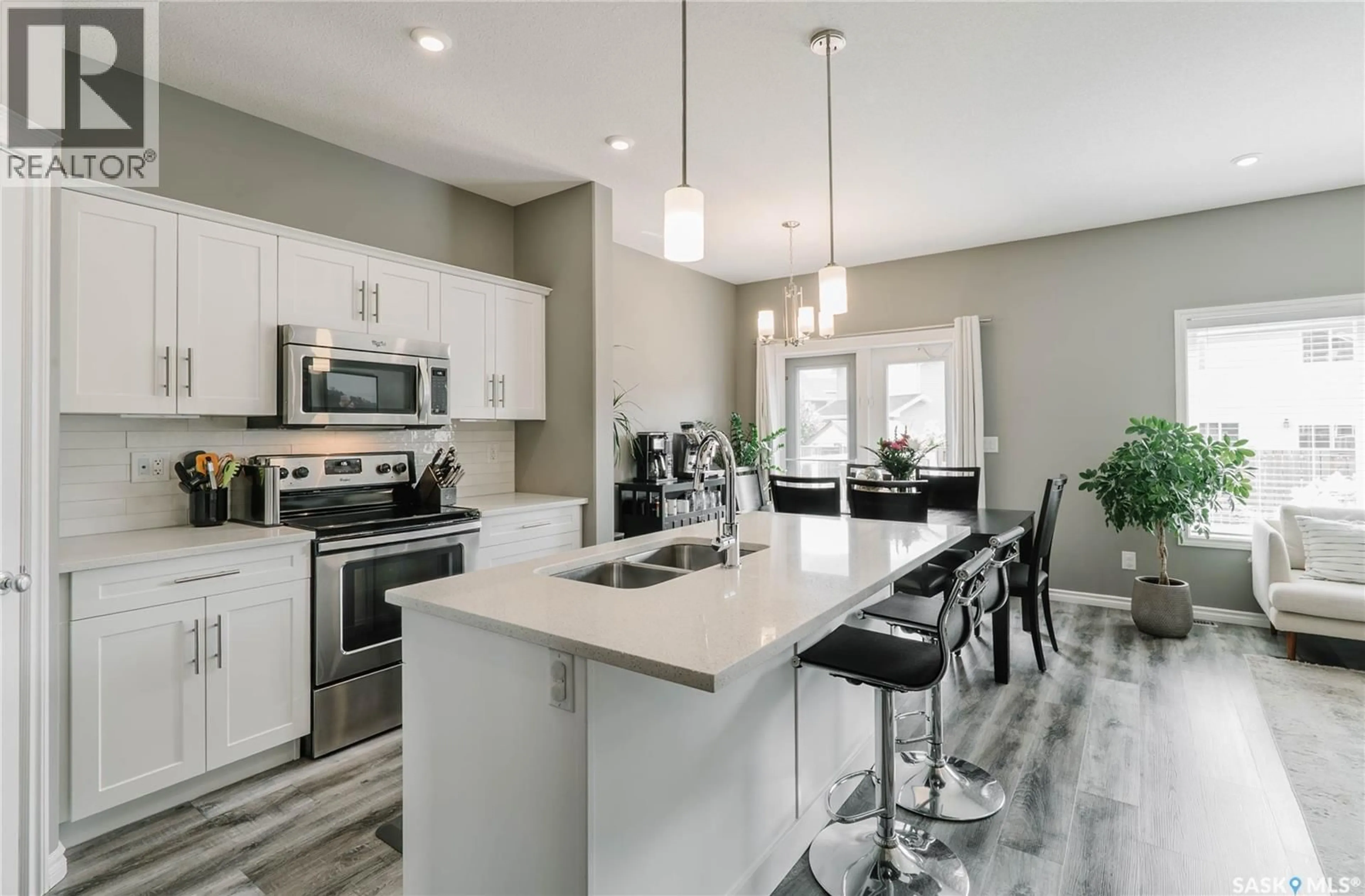 Open concept kitchen, unknown for 419 VELTKAMP CRESCENT, Saskatoon Saskatchewan S7T0S2