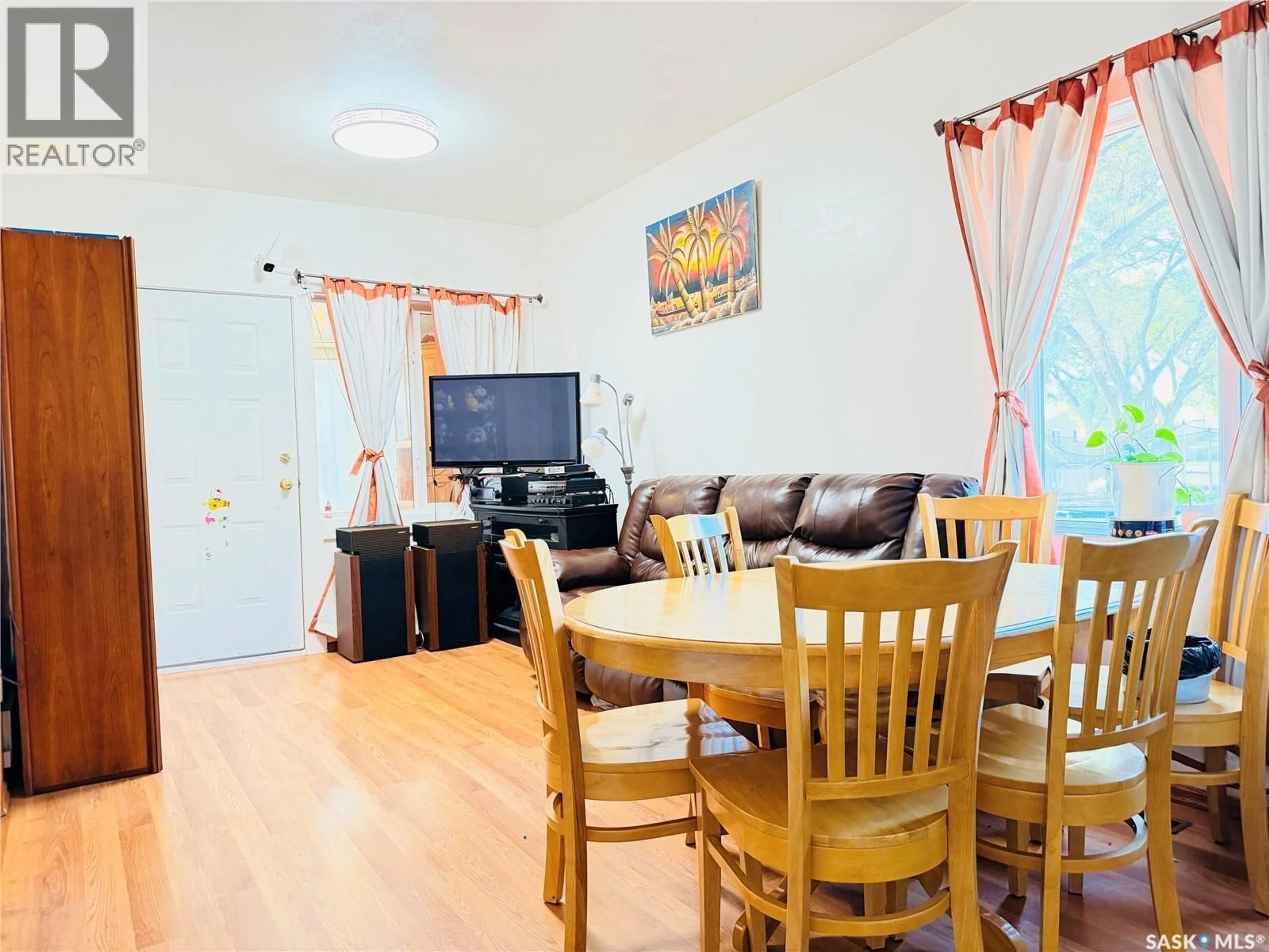 A pic of a room for 1340 RETALLACK STREET, Regina Saskatchewan S4T2H9