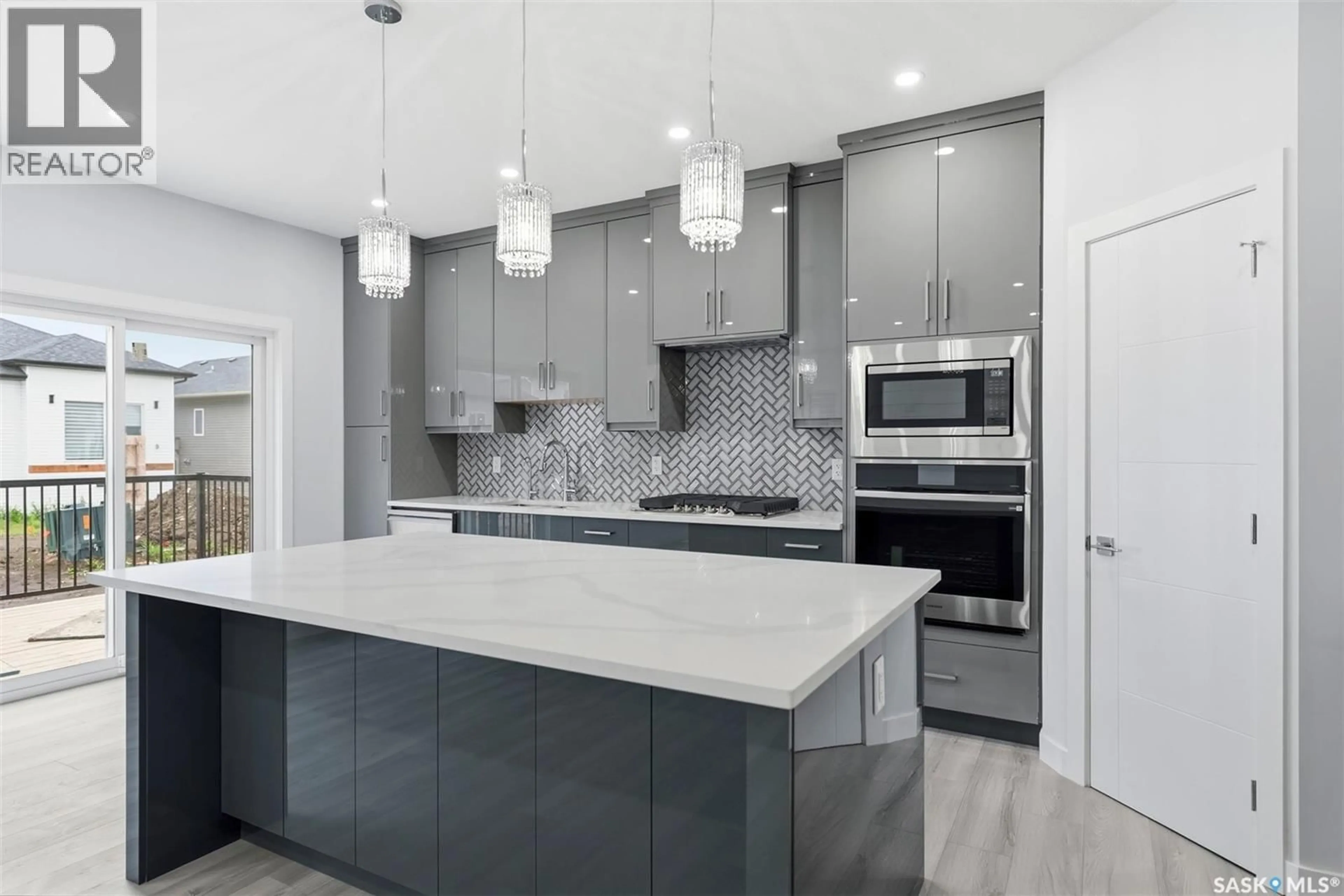 Contemporary kitchen, ceramic/tile floor for 534 SHARMA CRESCENT, Saskatoon Saskatchewan S7W1K5