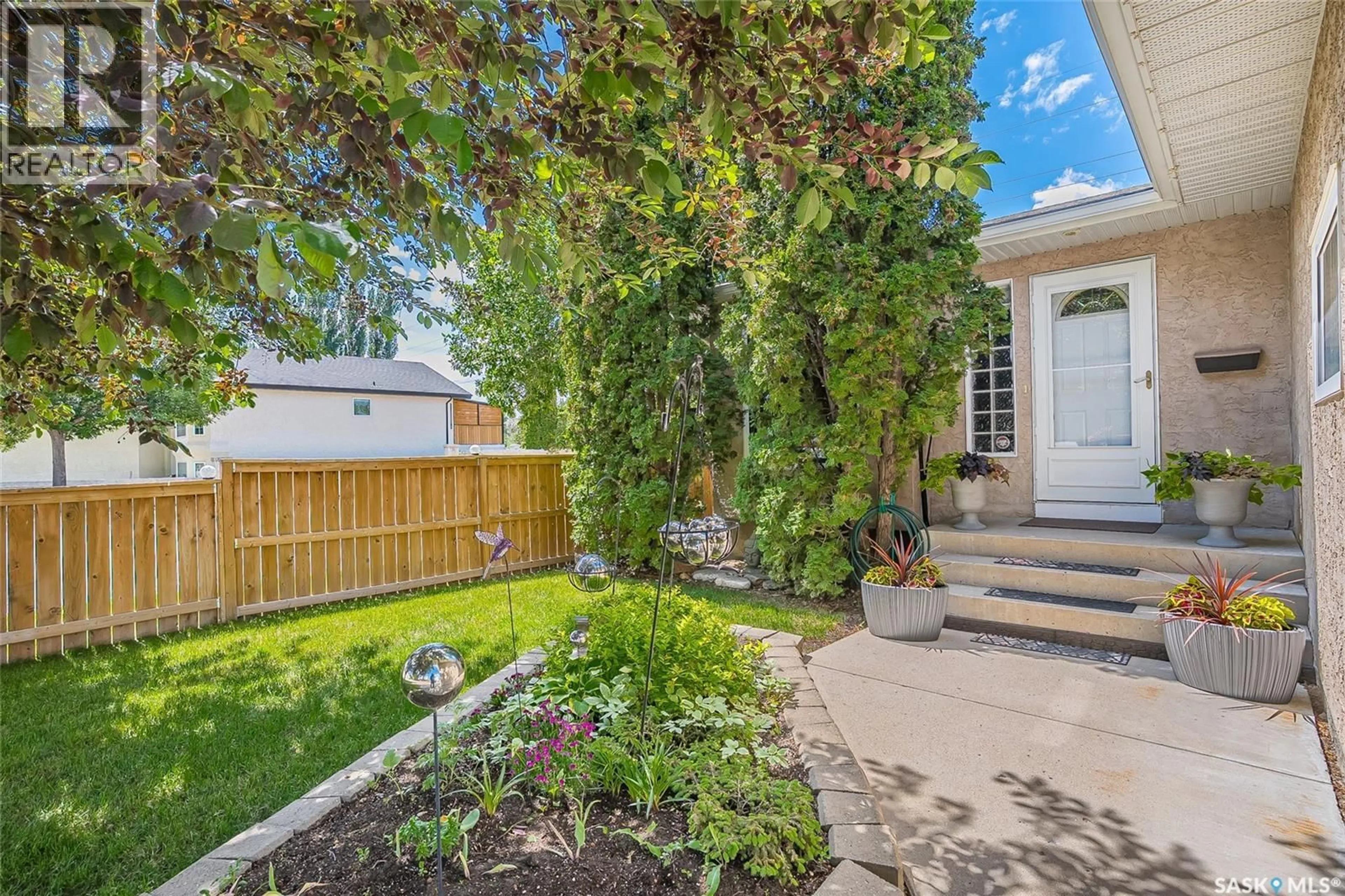 Patio, street for 103 BORNSTEIN CRESCENT, Saskatoon Saskatchewan S7N3Y4